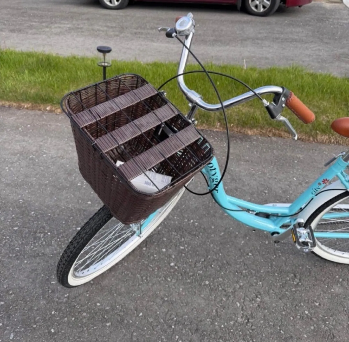 Open for Negotiations • Light blue bicycle with basket! image indicator(3)
