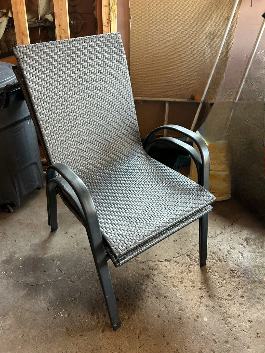 2 Wicker Outdoor Chairs image indicator(2)