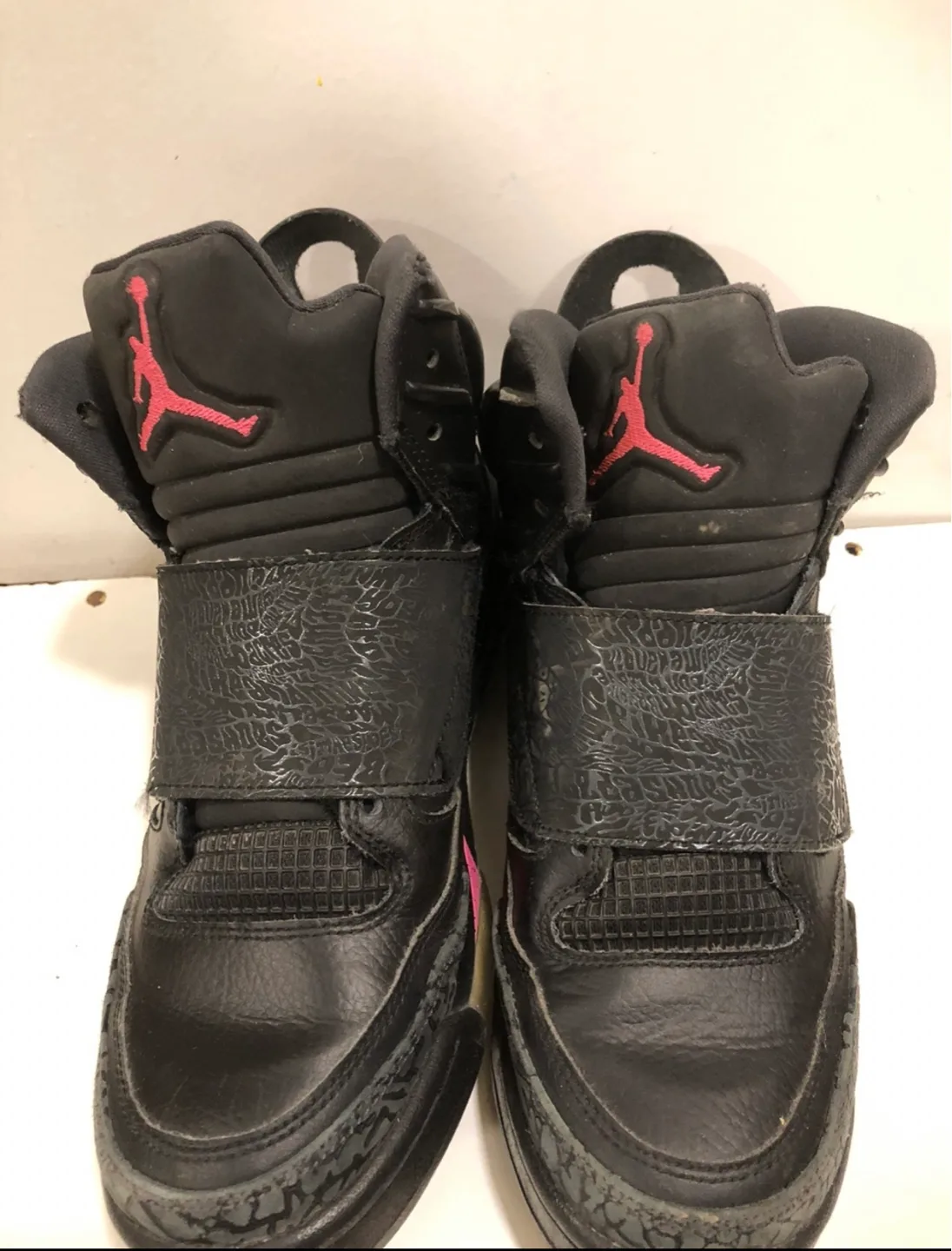 Air Jordan Son of Mars Sneakers - Size 6Y image indicator(2)