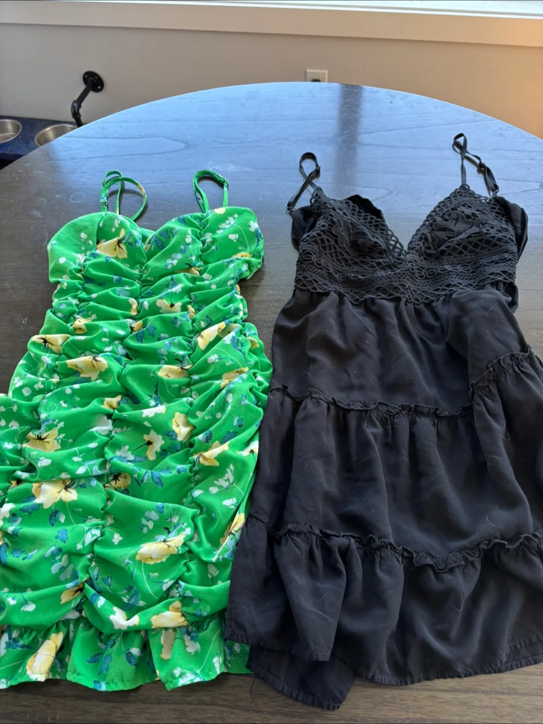 Assorted Women's XS Clothing 30 pieces thumbnail