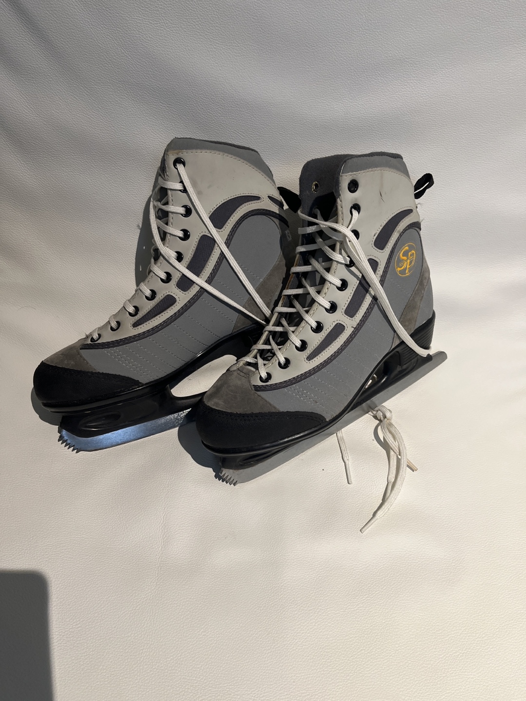 SP Teri Figure Skates - Size 7 - photo 2