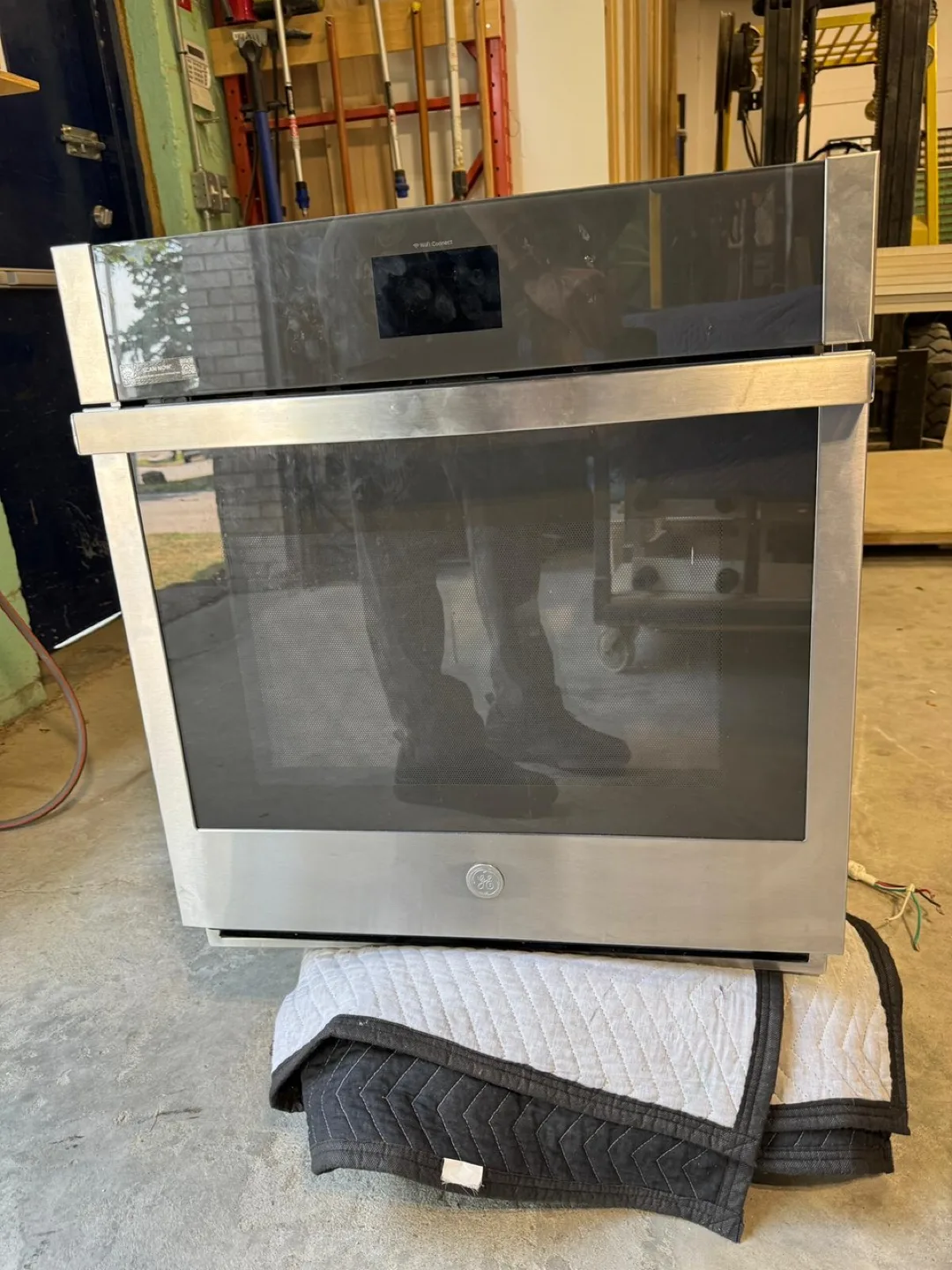 GE JKS5000 Oven, 27 inch Exterior Width, True Convection thumbnail
