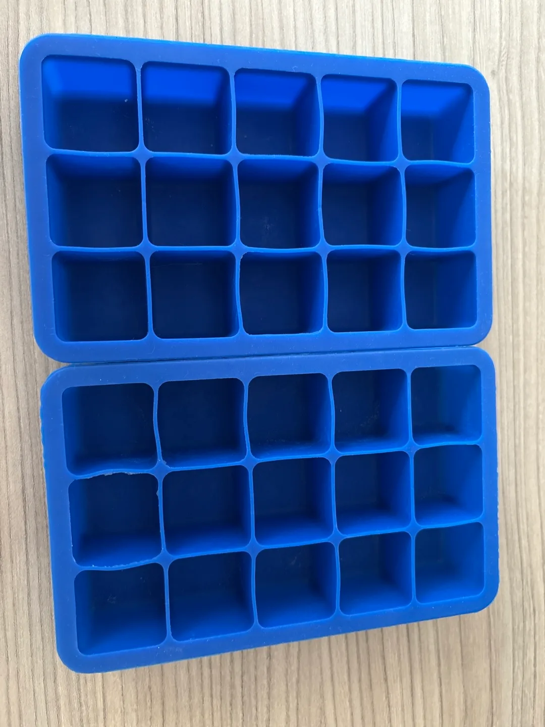 Blue Silicone Ice Cube Trays thumbnail