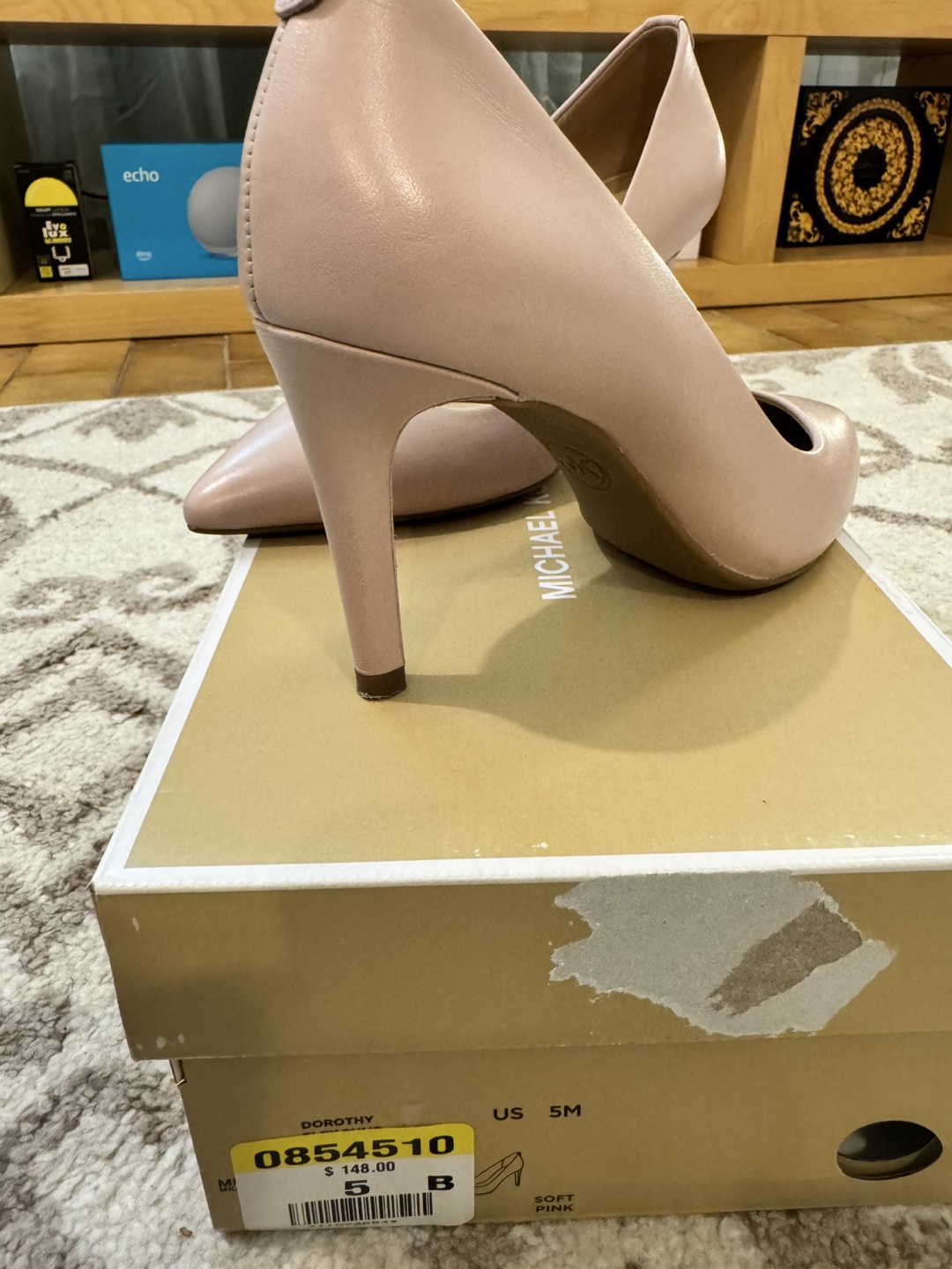 Michael Kors Dorothy Heels - Size 5 - photo 2