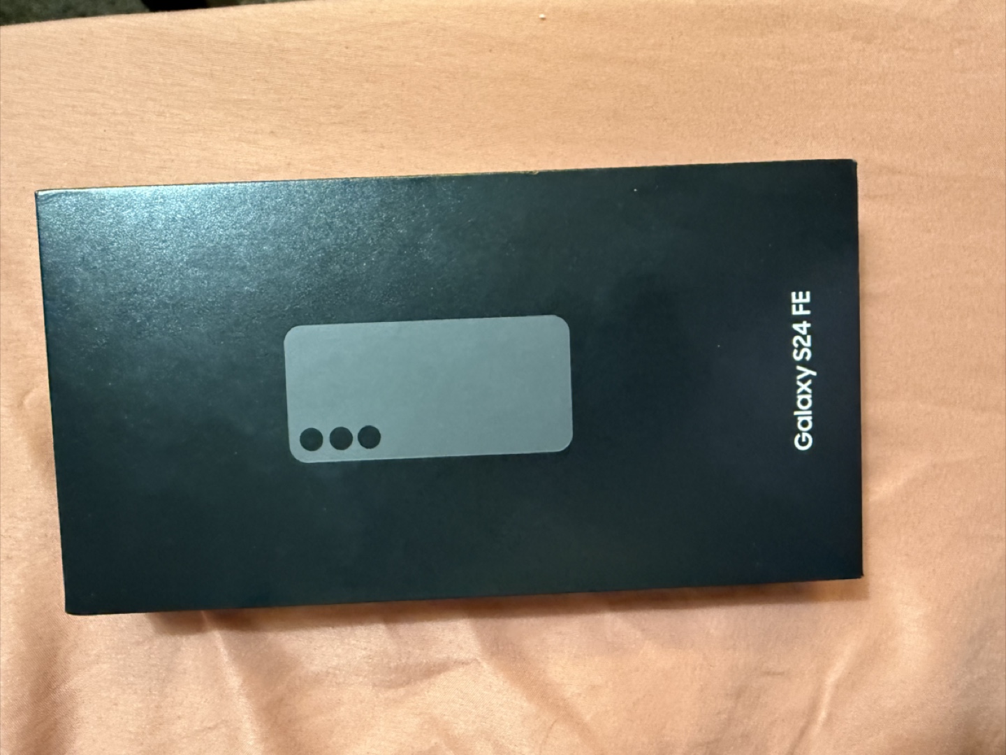 New Samsung Galaxy S24 FE - photo 4