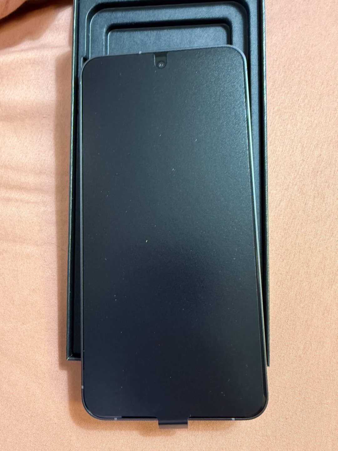 New Samsung Galaxy S24 FE - photo 2
