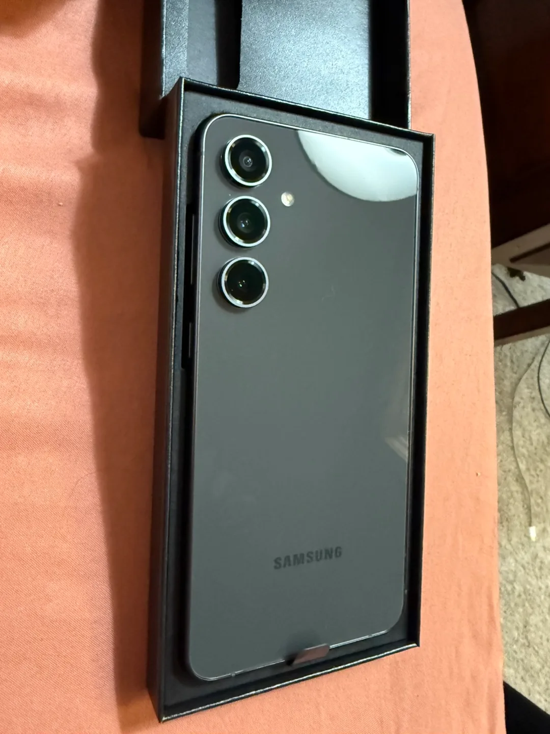 New Samsung Galaxy S24 FE thumbnail
