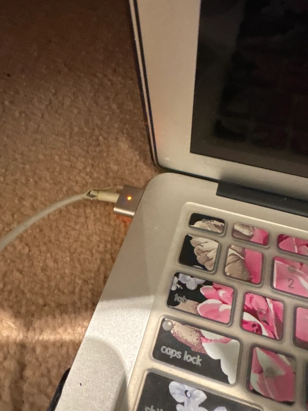 MacBook Air Laptop 2014 image indicator(3)