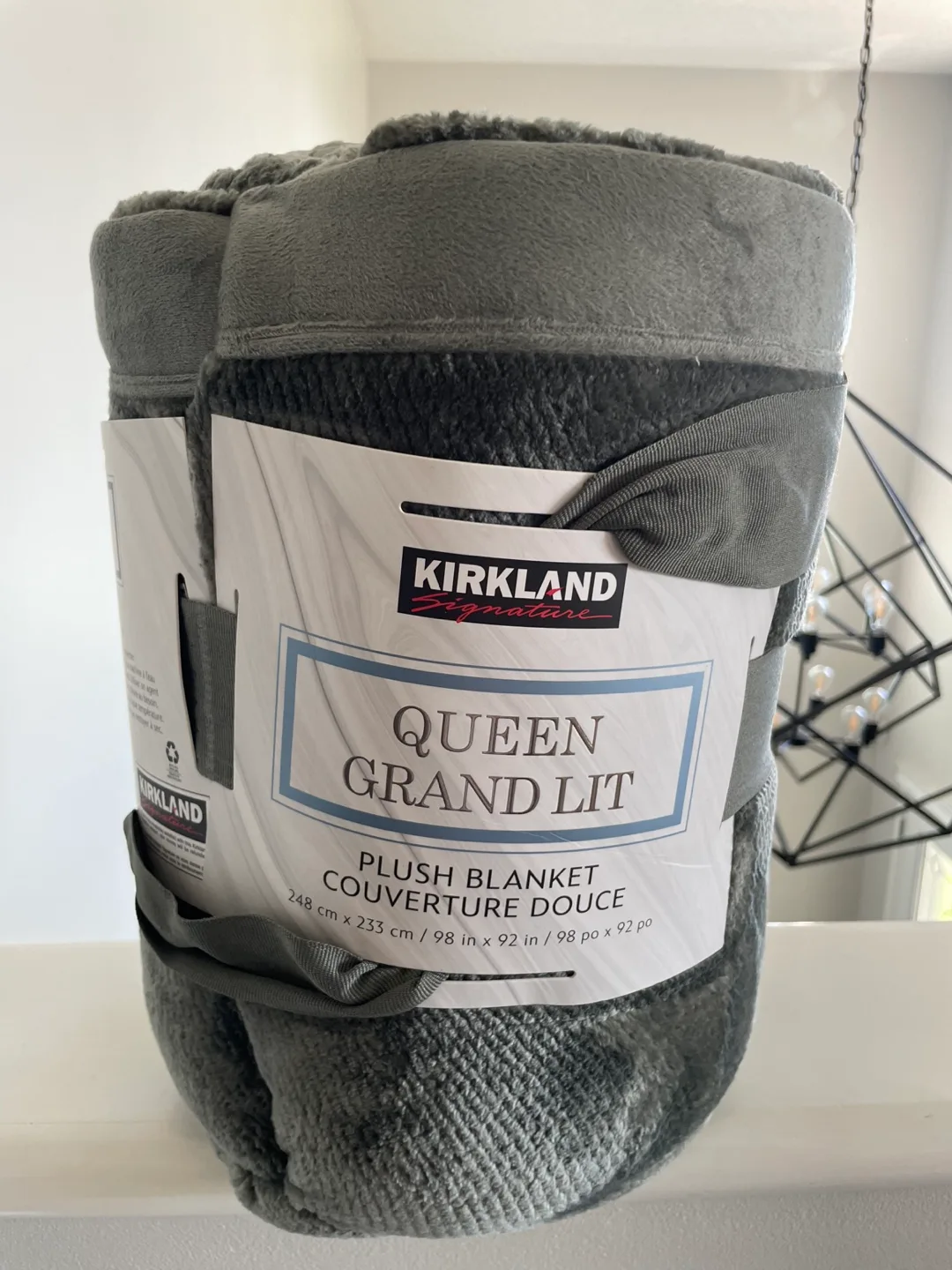 Kirkland Signature Queen Plush Blanket - Grey thumbnail