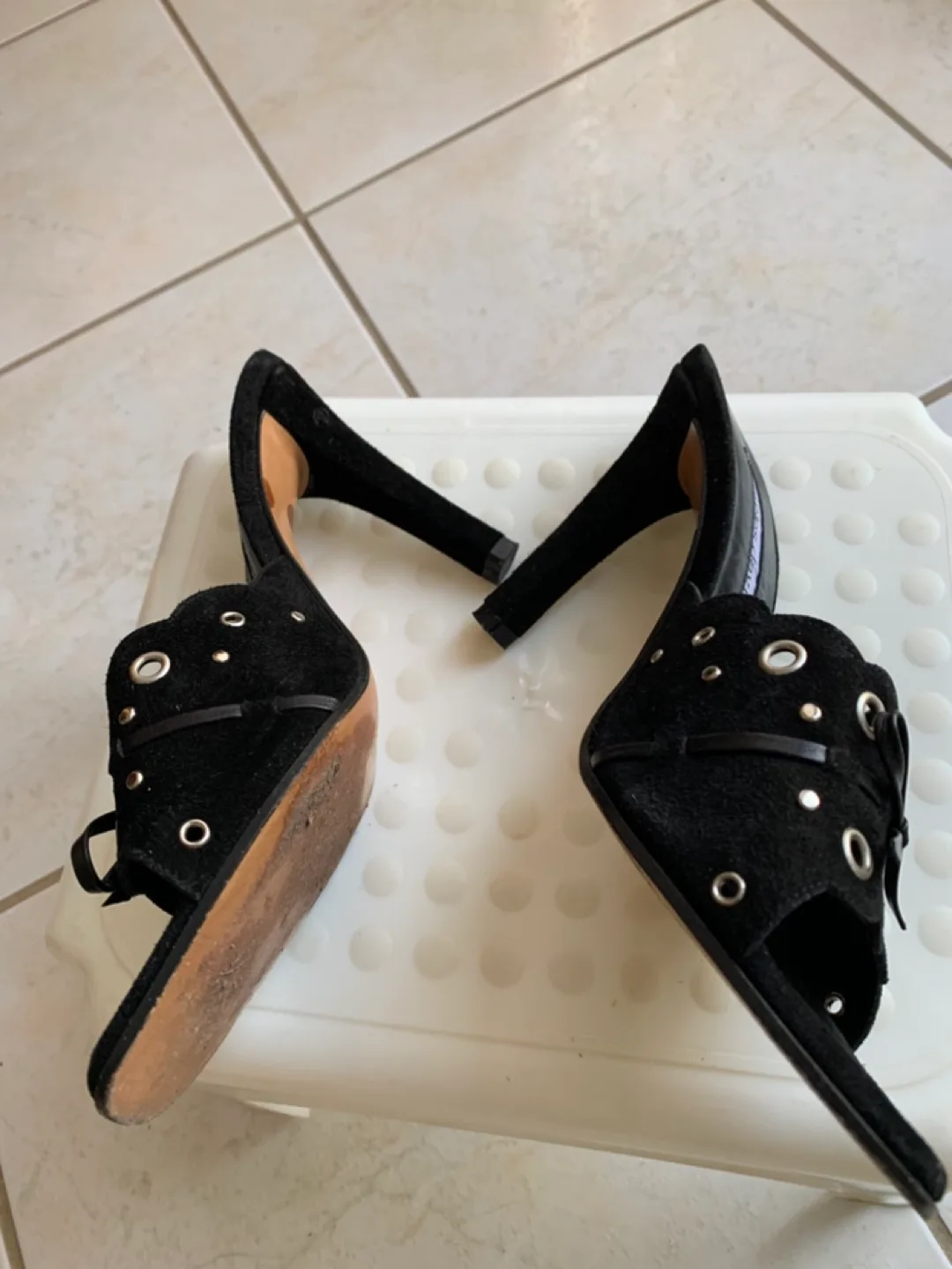 Charles David Black Suede Heels - Size 7 image indicator(3)