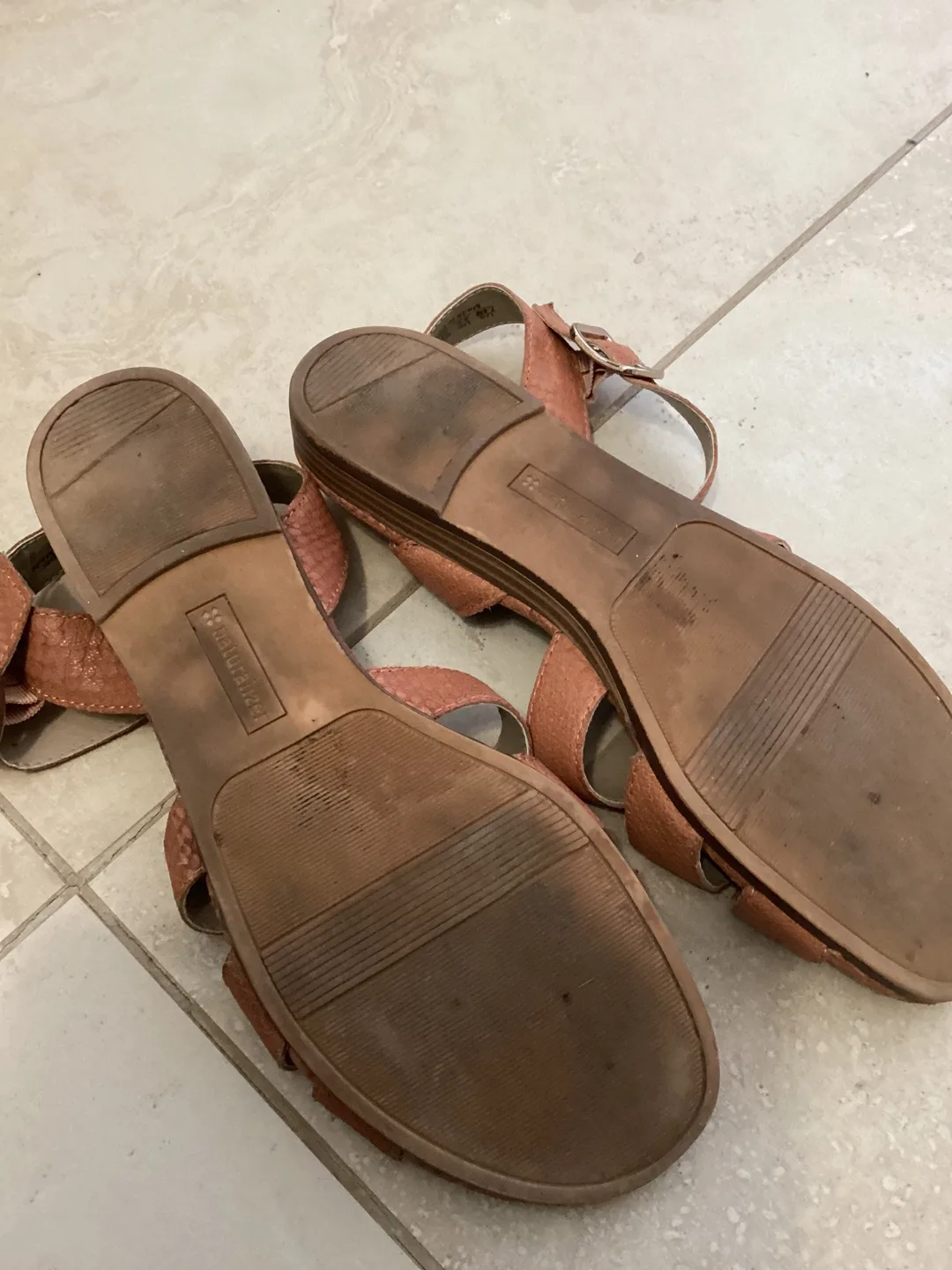 NATURALIZER LEATHER SANDALS image indicator(4)