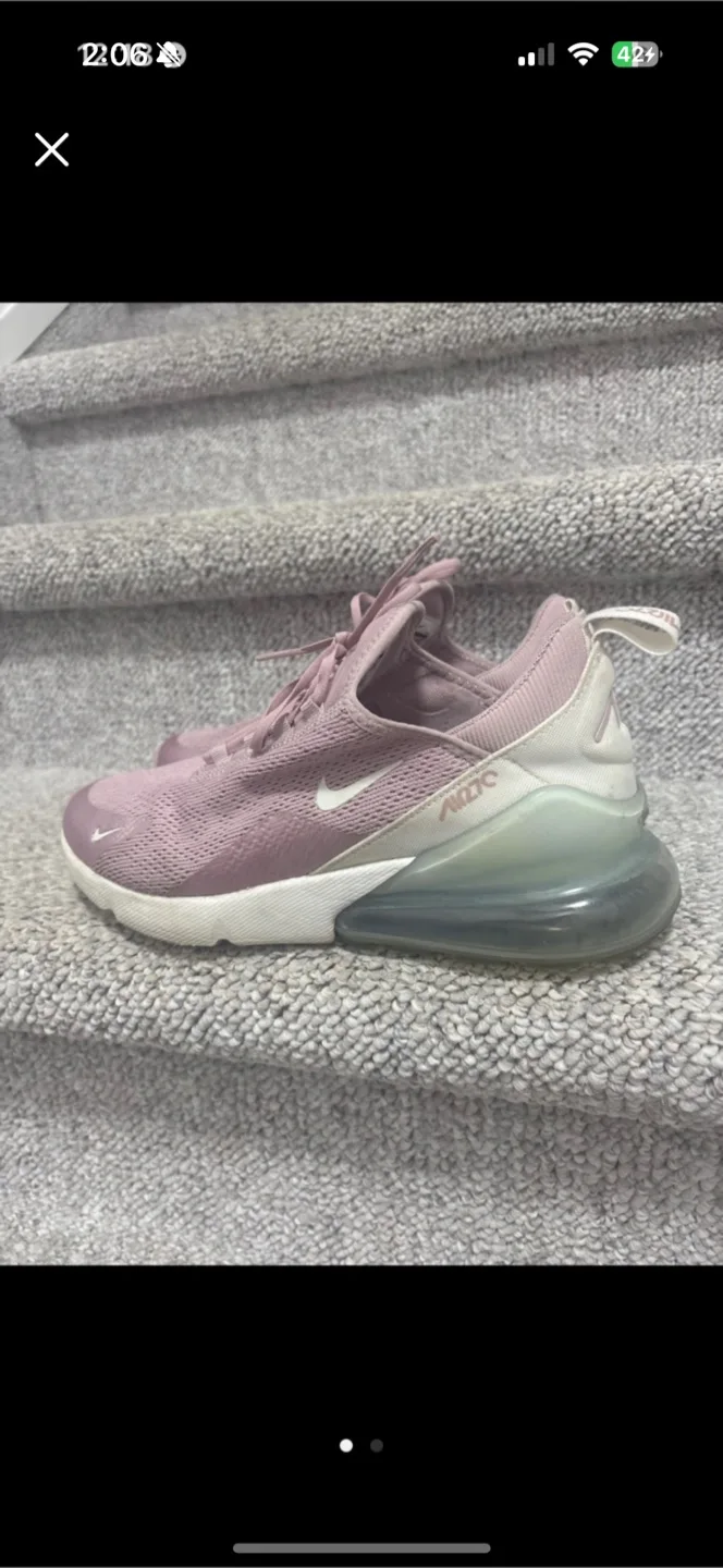 Nike Air Max 270 - Size Unknown thumbnail