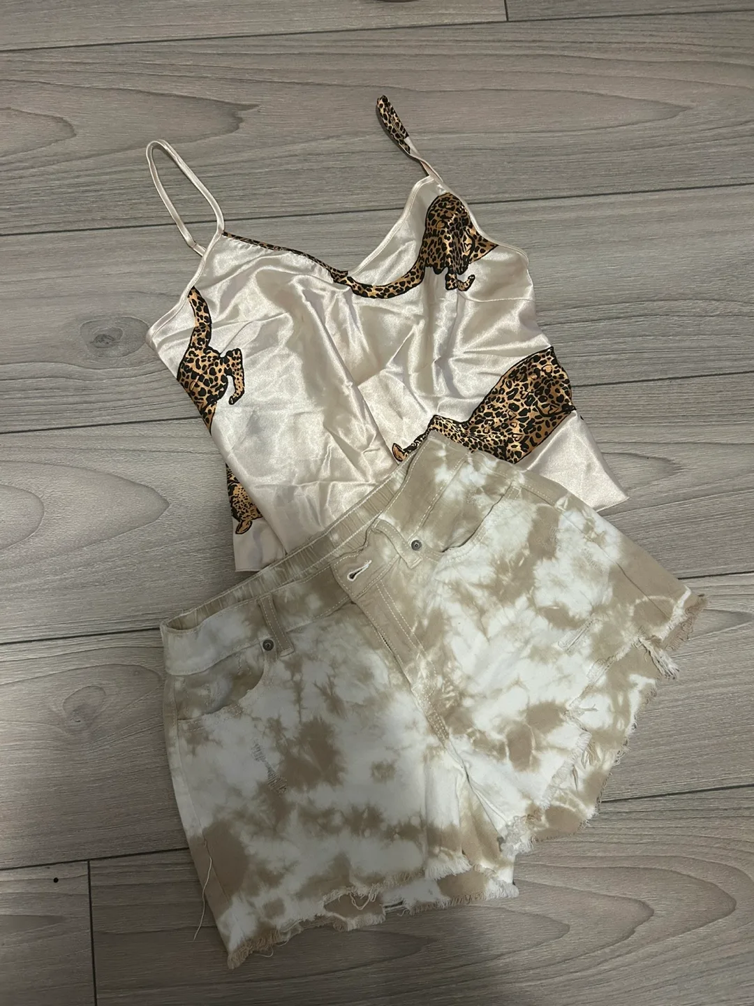 Tank top and Tie Dye Shorts Set thumbnail