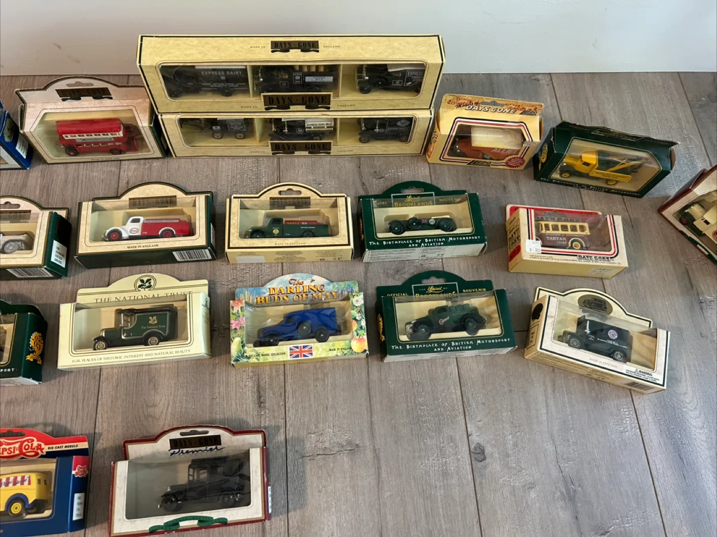 Days Gone Diecast Car Collection image indicator(6)