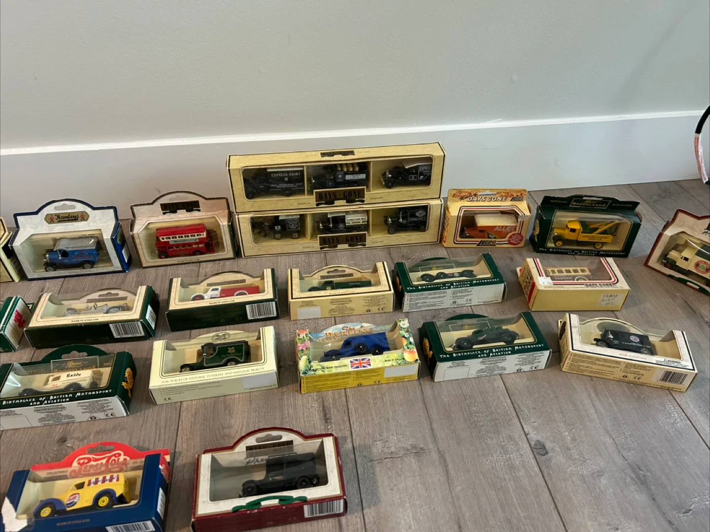 Days Gone Diecast Car Collection image indicator(5)