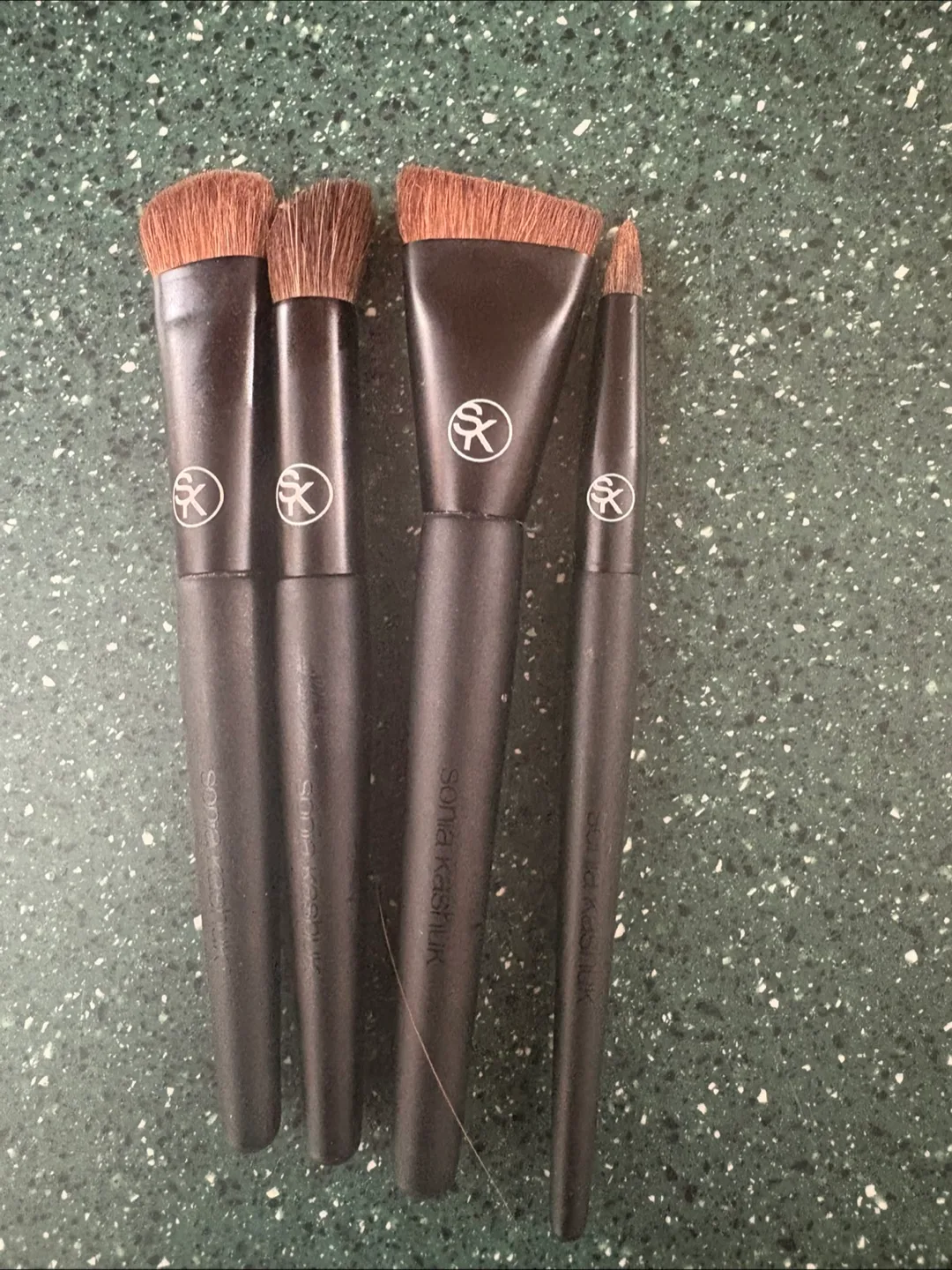 4 sonia kashuk brushes (Never used) (Giving away all for FREE) thumbnail