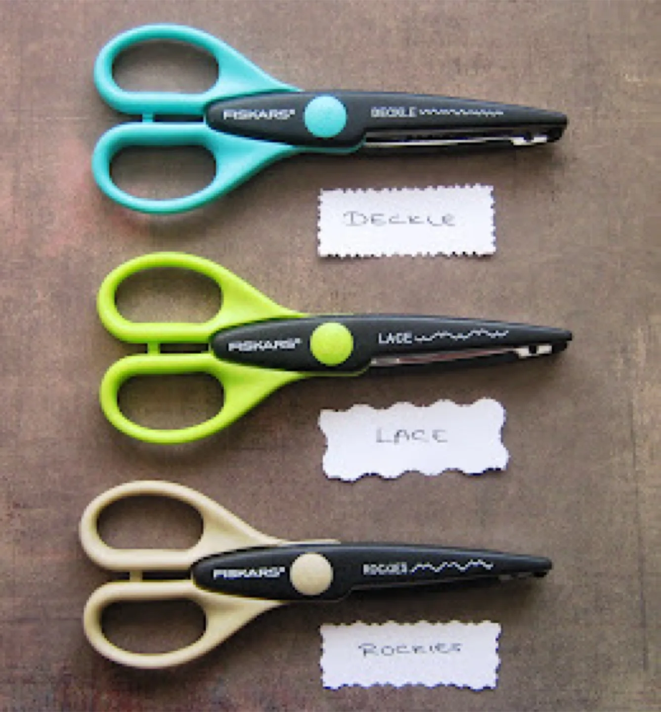 Fiskars 18 pc Scissors Set image indicator(2)
