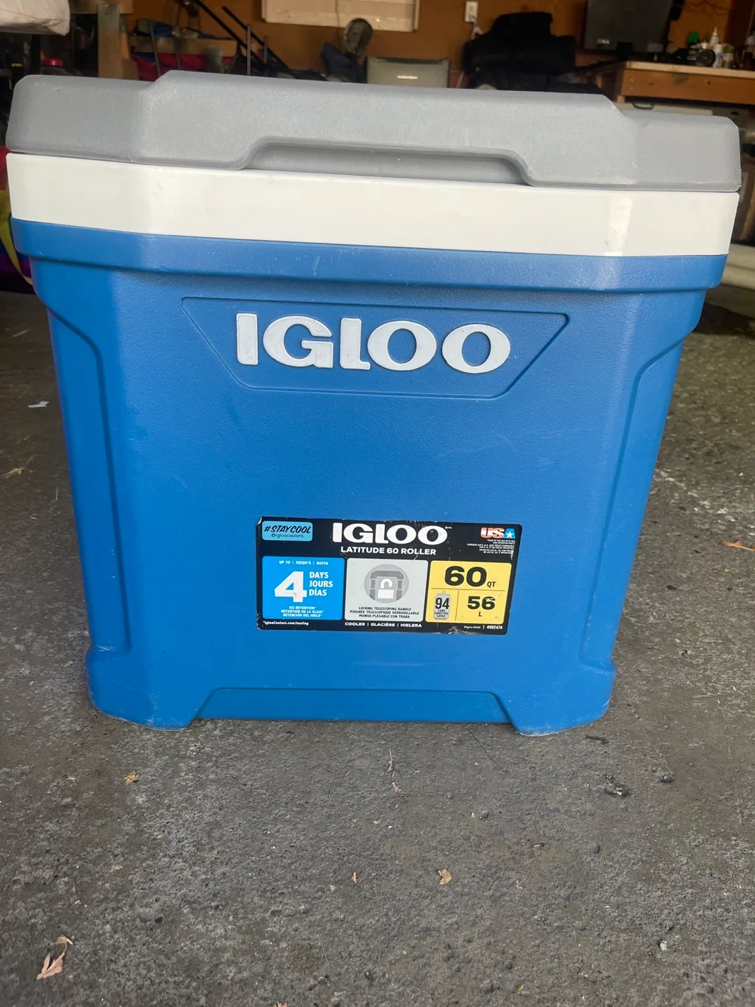 Igloo Latitude 60 Roller Cooler - Blue/Grey thumbnail