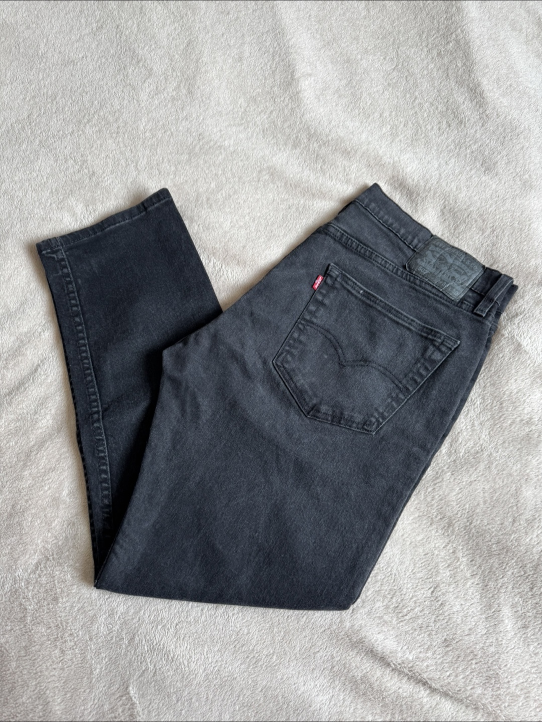 Levi’s 502 Jeans