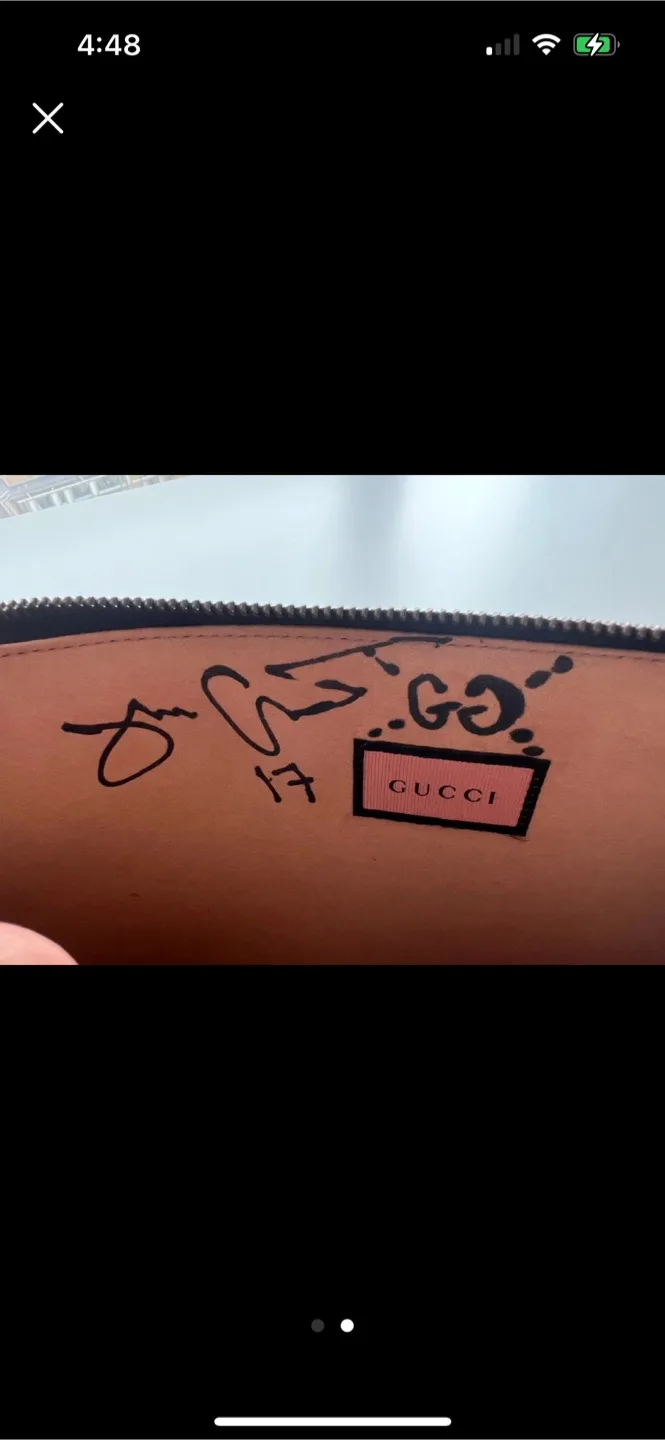 Gucci Graffiti Pouch image indicator(2)