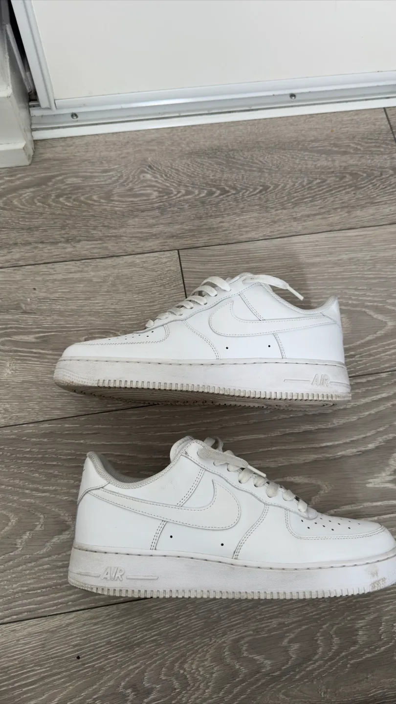 Nike Air Force 1 Sneakers - White thumbnail