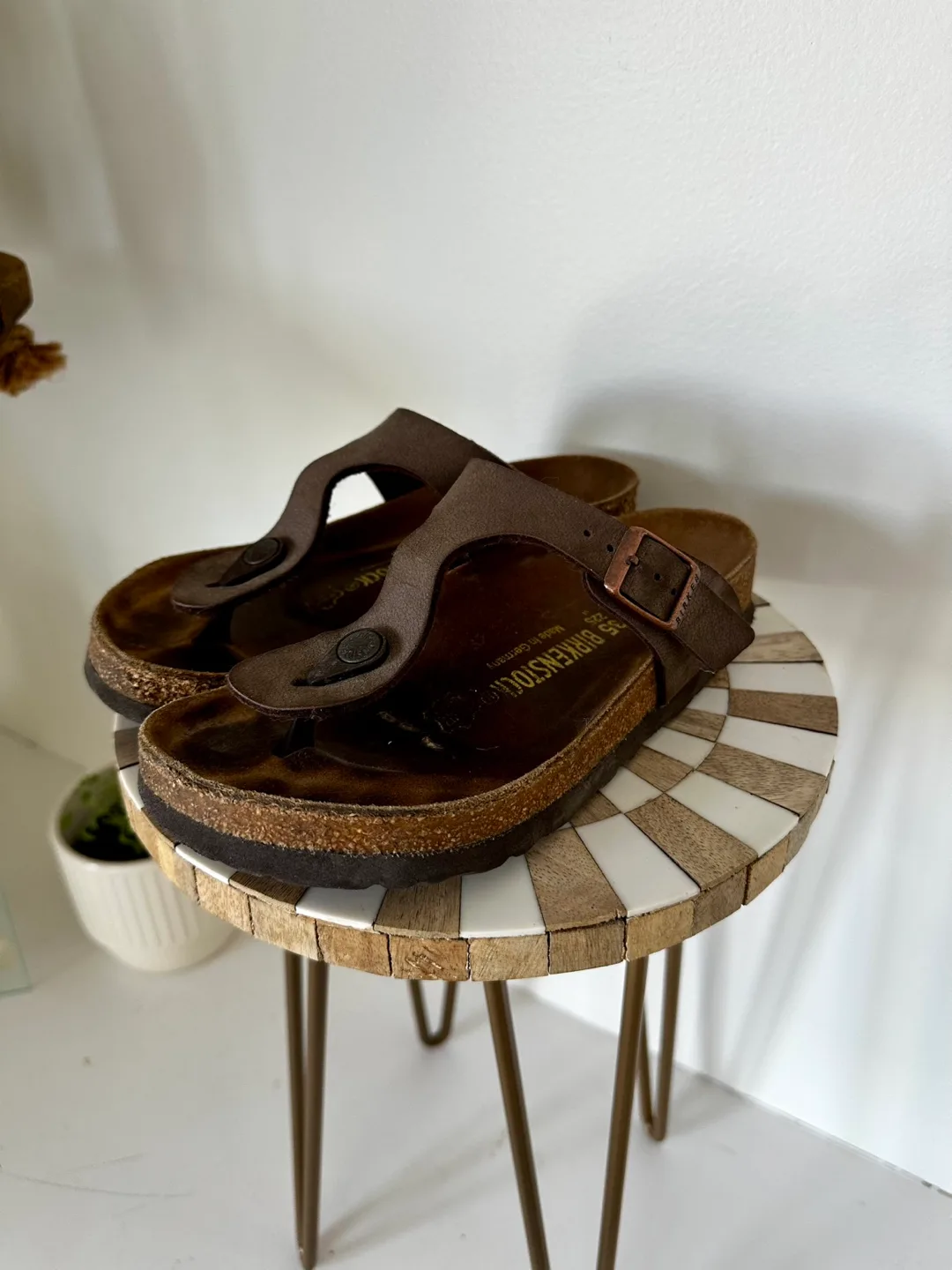 Birkenstock Gizeh Sandals image indicator(4)