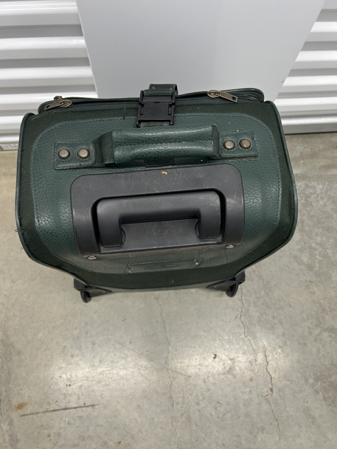 Samsonite Green Rolling Suitcase - photo 4