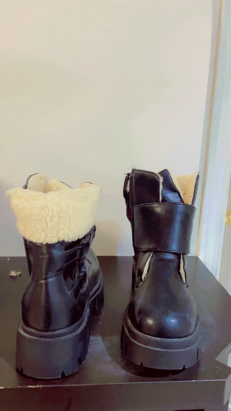 Black Platform Boots with Buckle Accent image indicator(3)