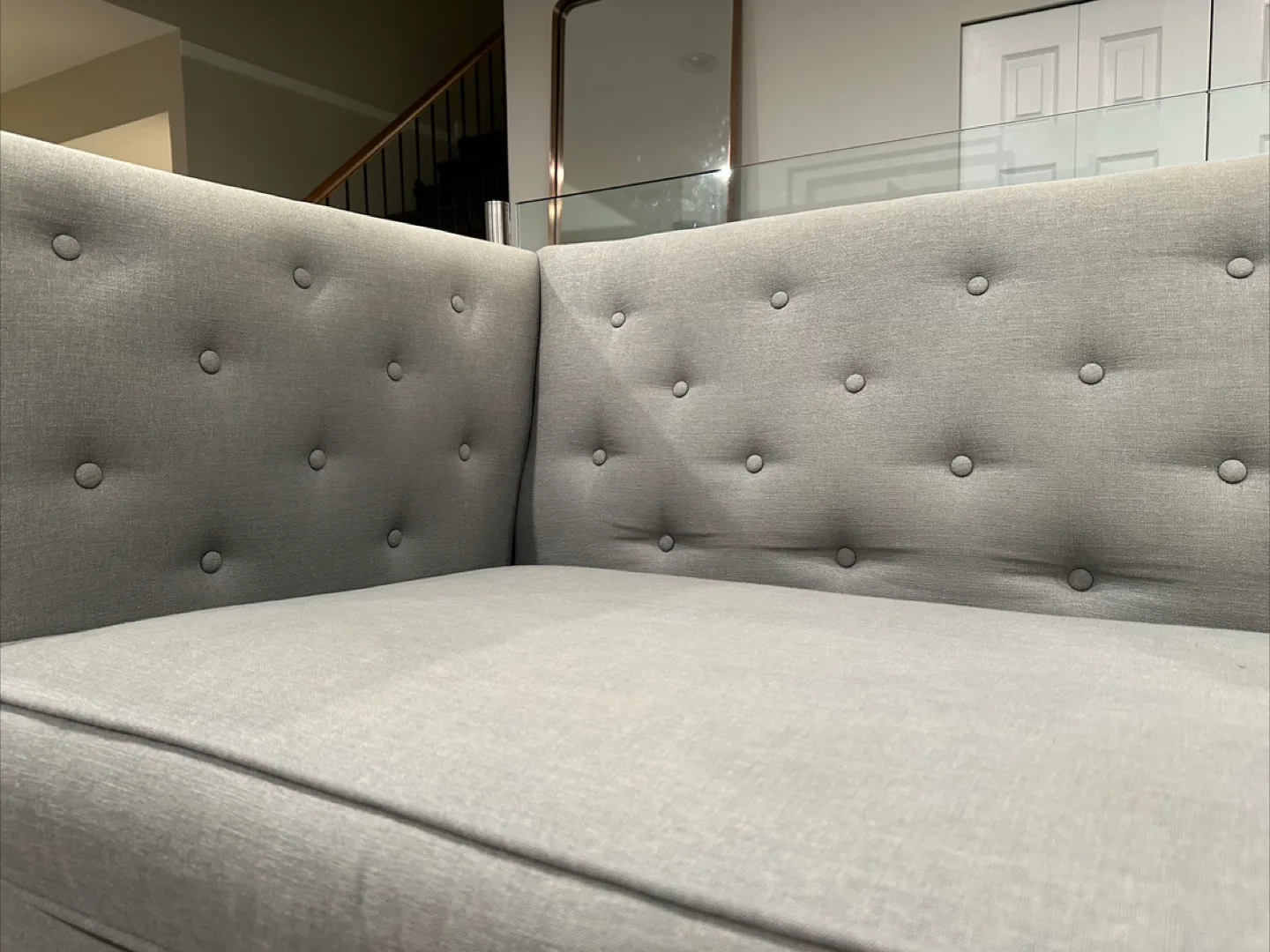 ✨Comfortable, Spacious & Stylish Urban Barn Sofa✨ image indicator(2)