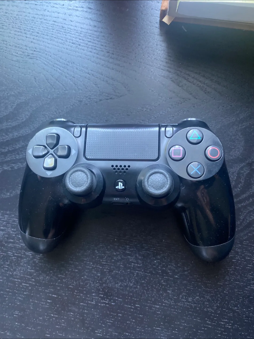 PlayStation 4 controller “FREE” thumbnail