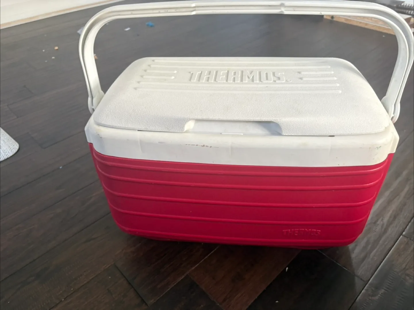 Thermos Cooler - Red and White image indicator(5)