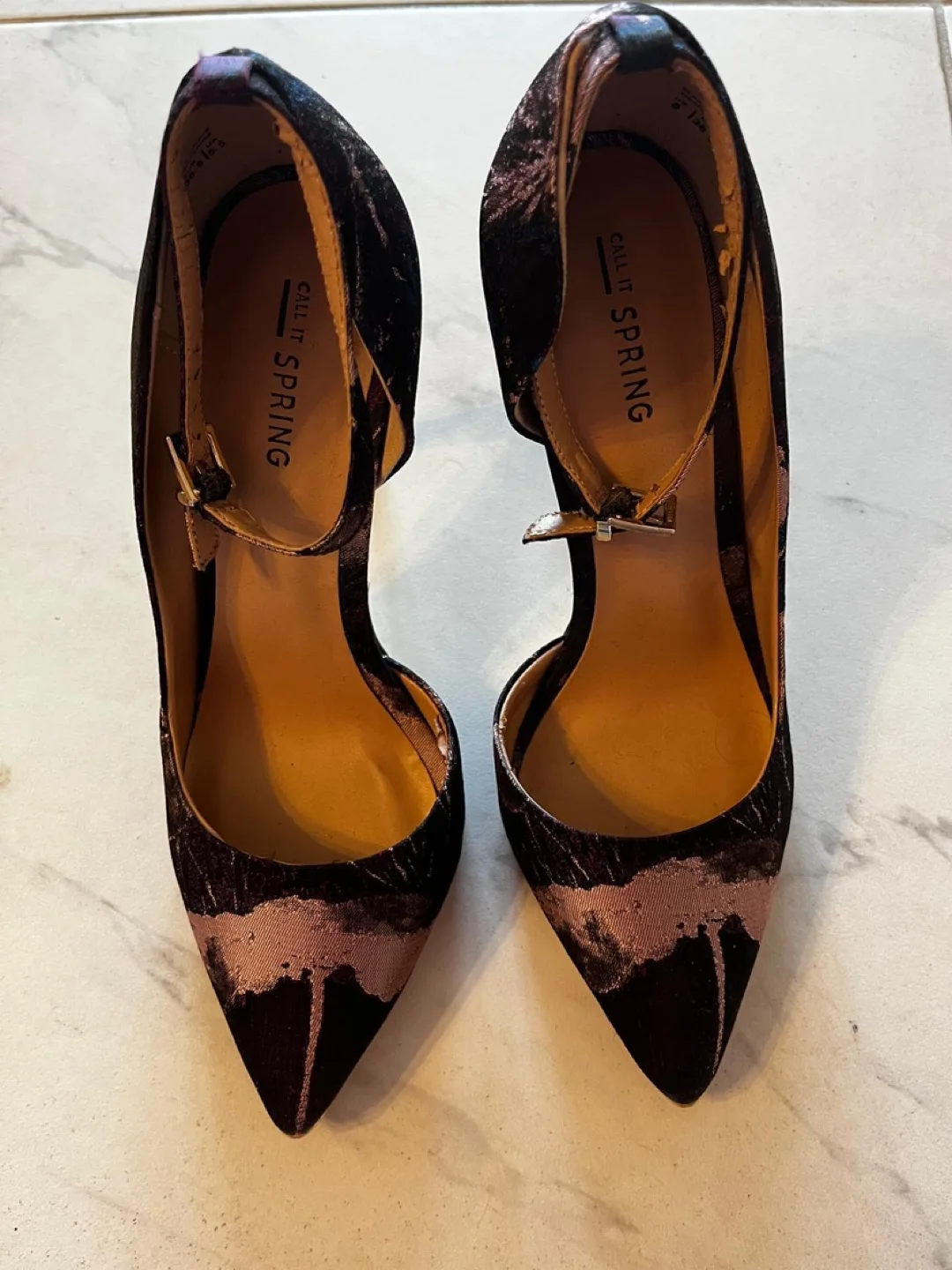 Women’s High heels image indicator(2)