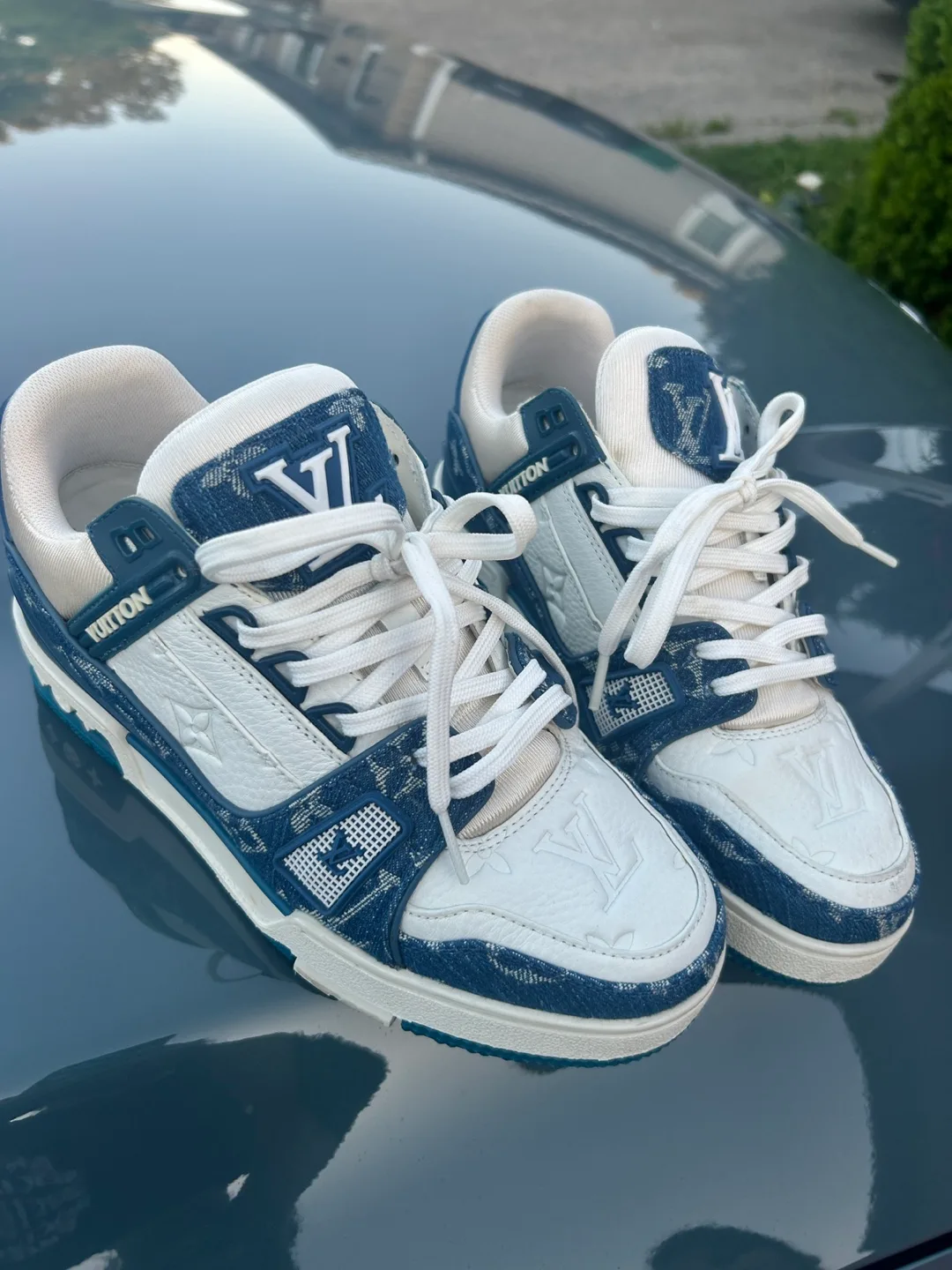 Louis Vuitton Trainer Denim Sneakers thumbnail