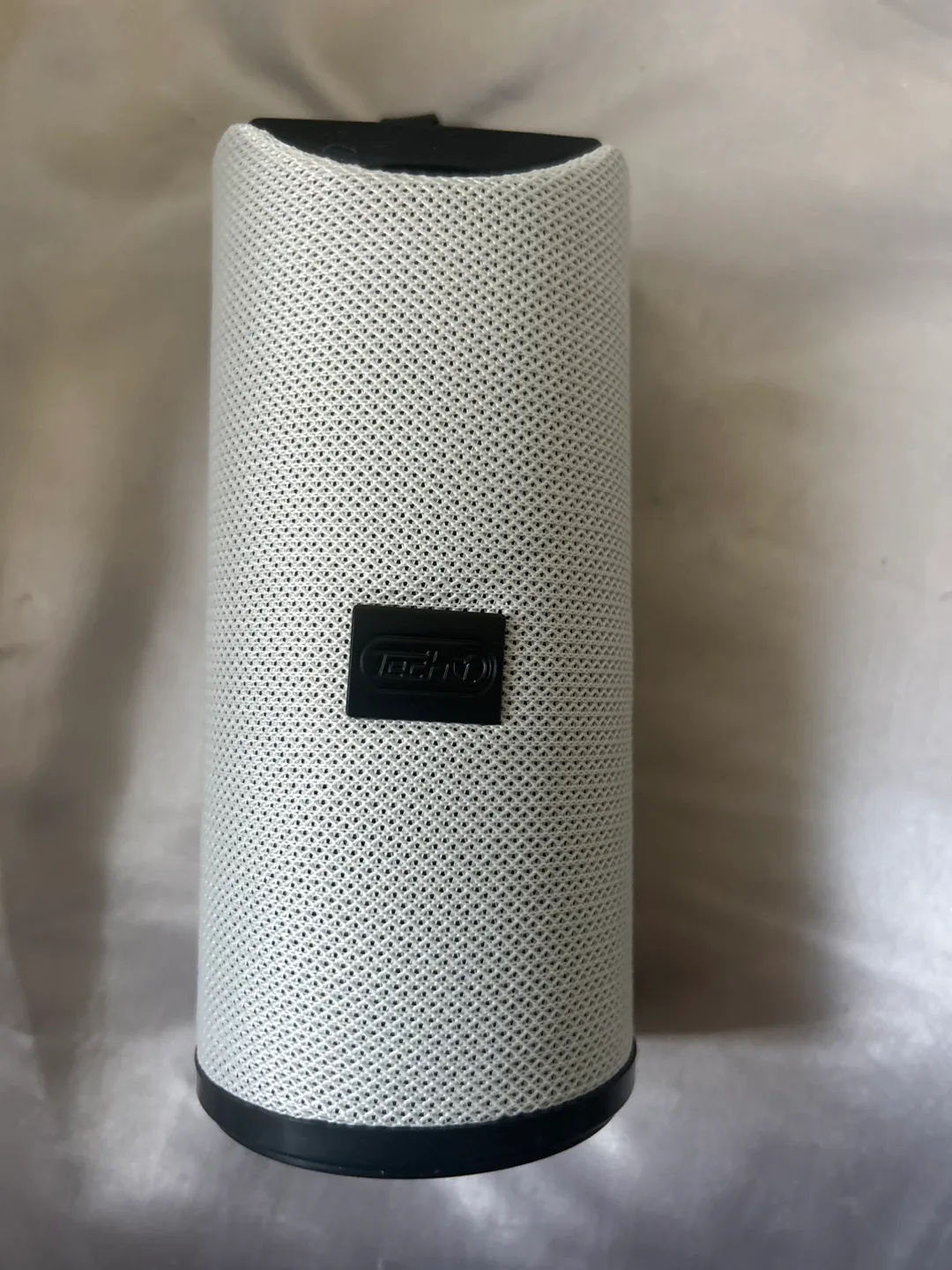 Tech Theory White Bluetooth Speaker thumbnail