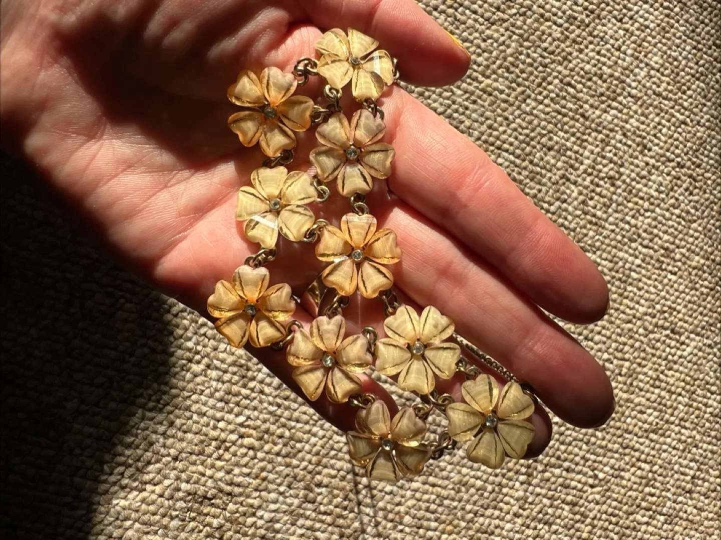 Vintage Flower Necklace image indicator(5)