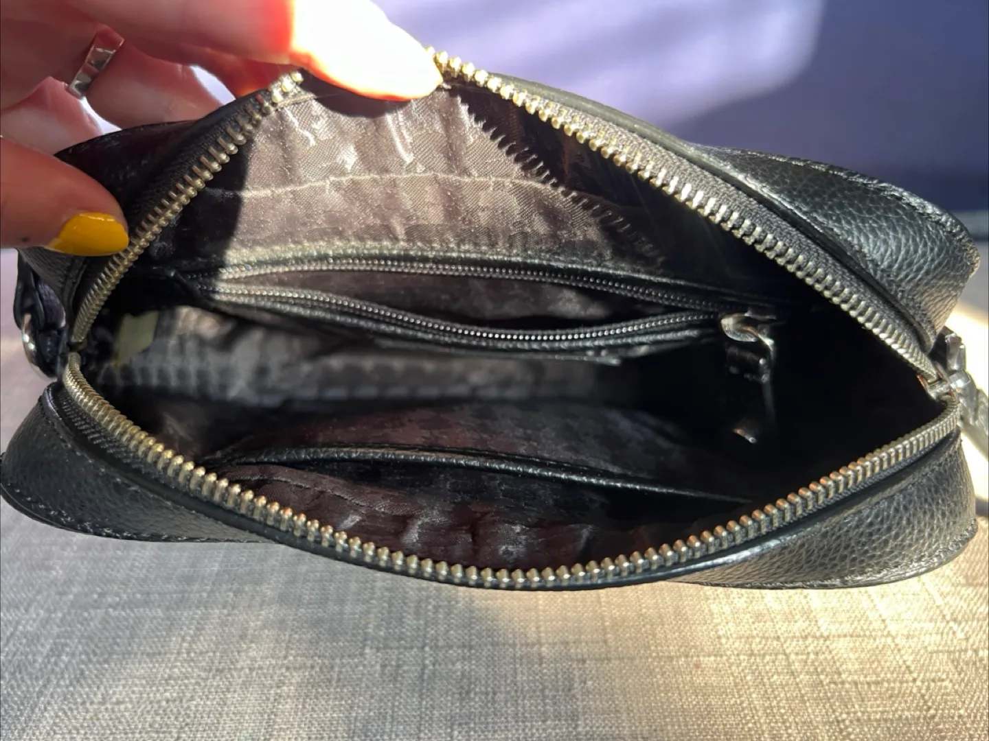 Karl Lagerfeld Paris Black Crossbody Bag image indicator(3)