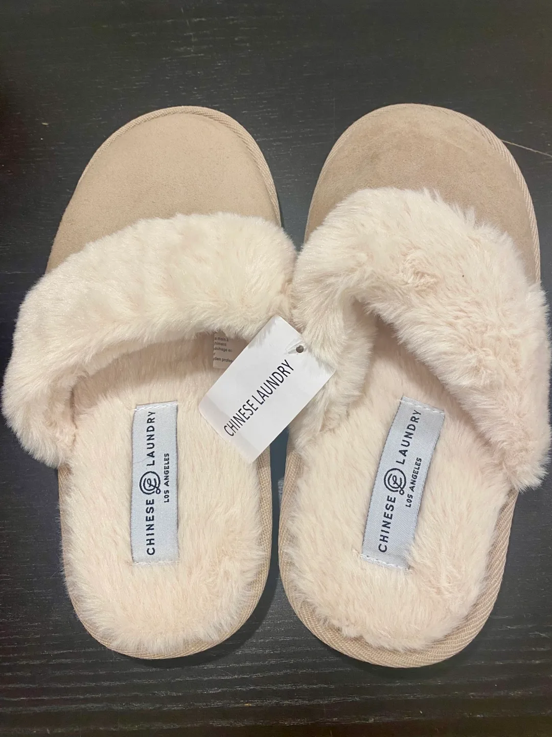 NEW Chinese Laundry Slippers thumbnail