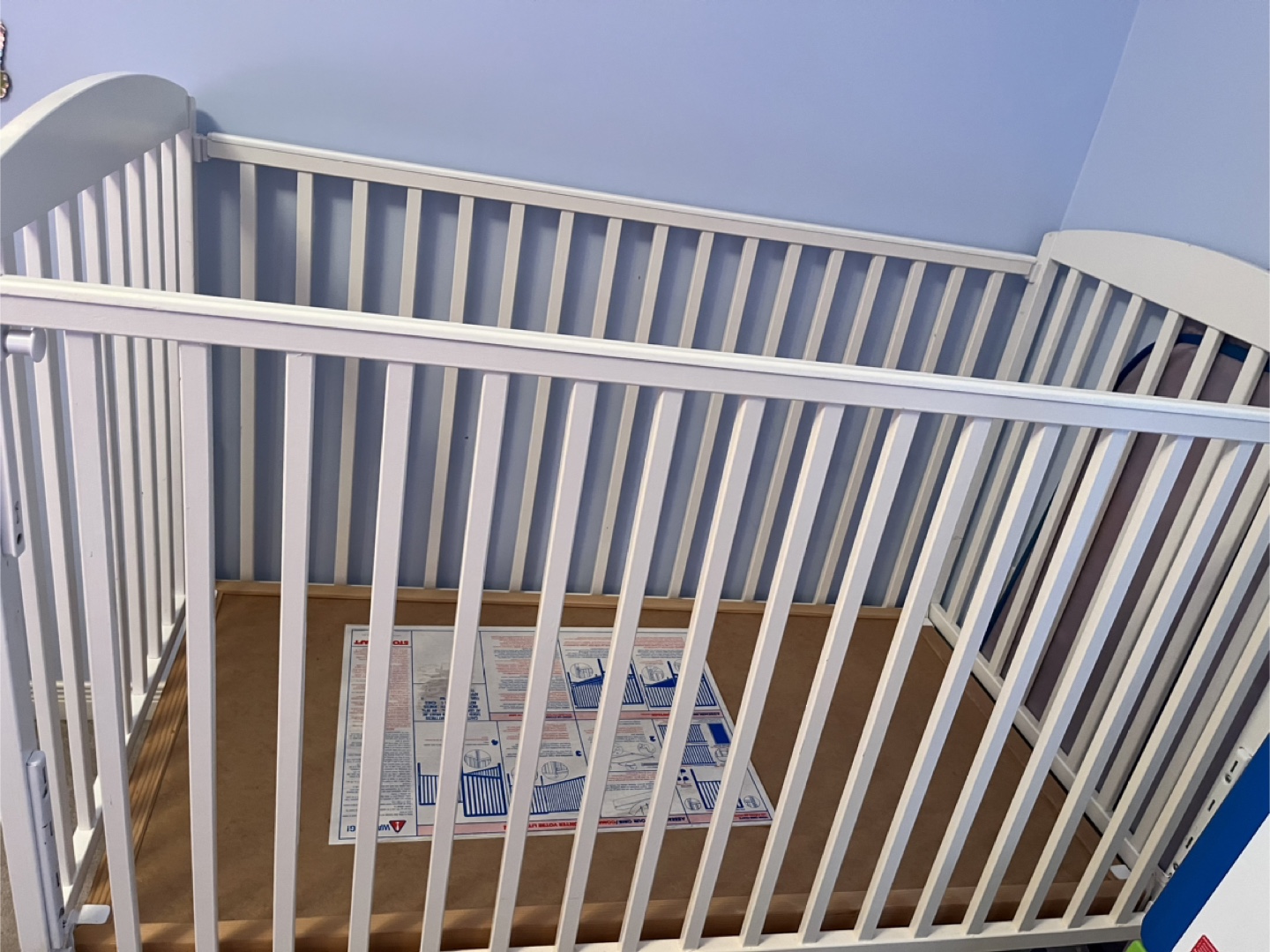 White Baby Crib - photo 2