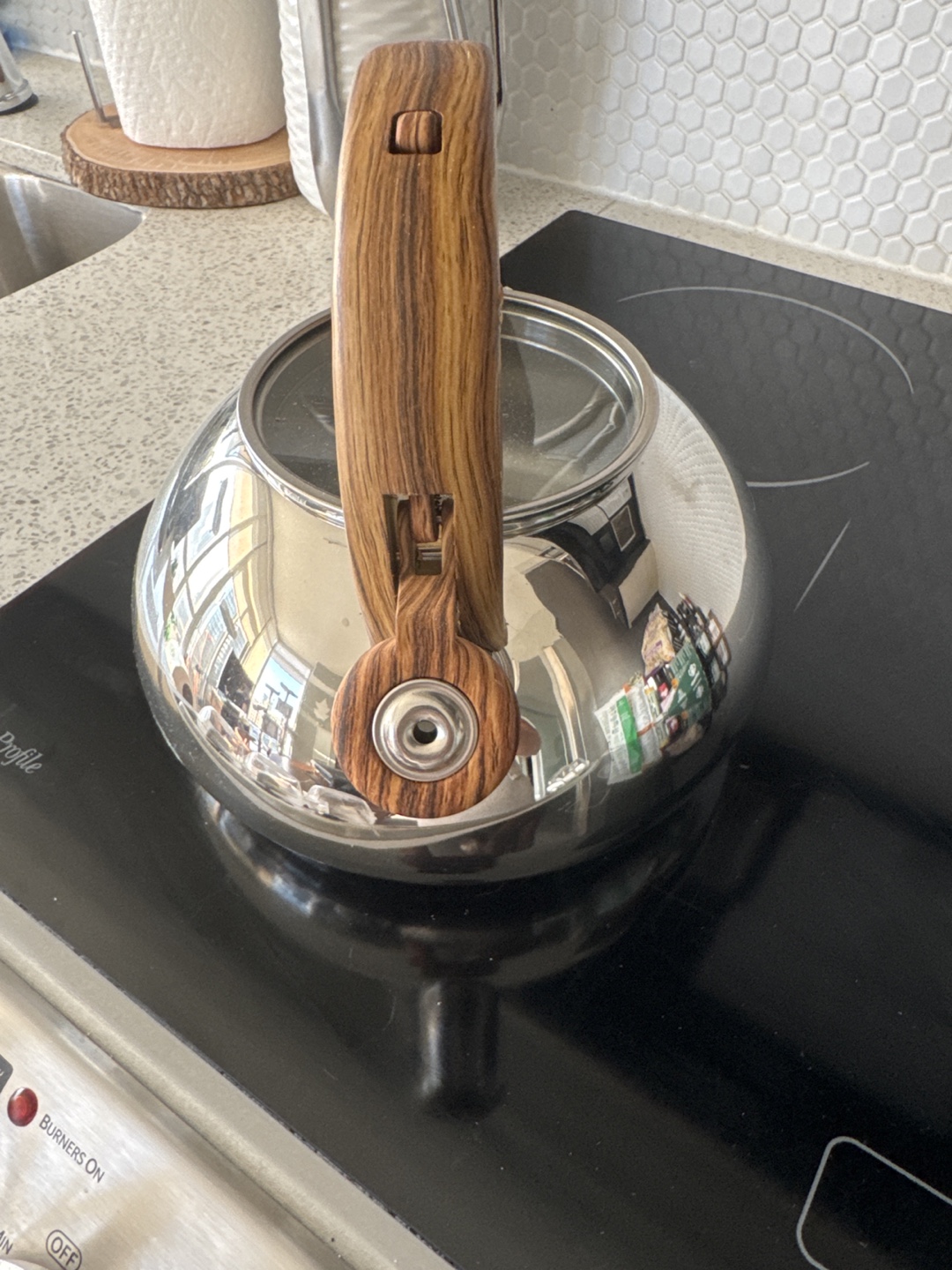Whistling Kettle with Wooden Handle - photo 2