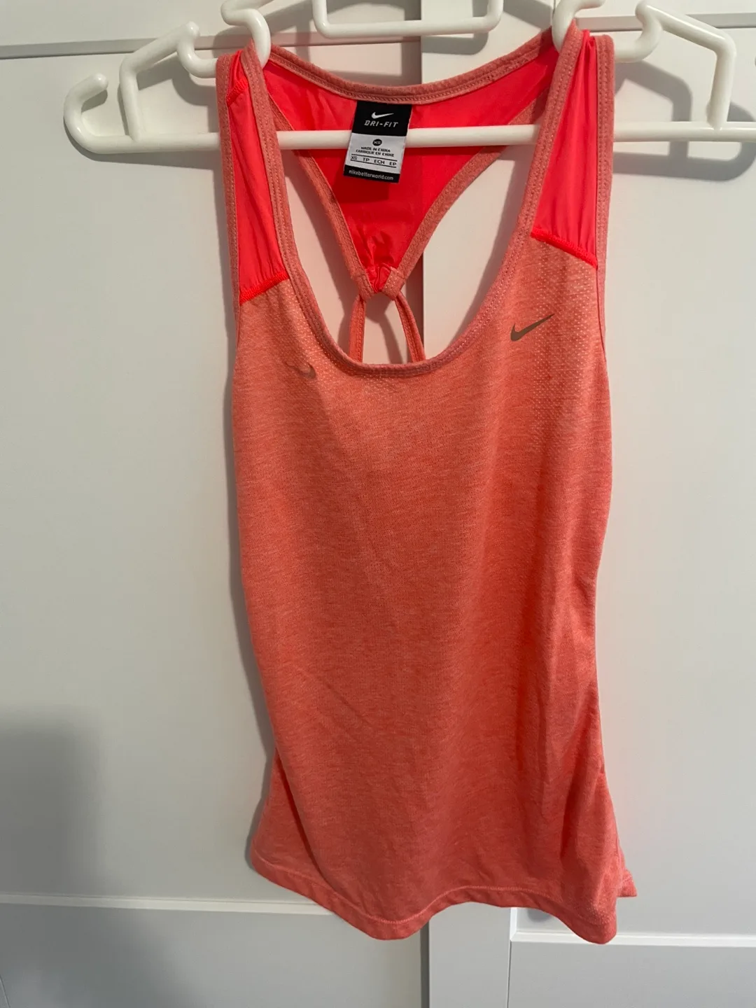 Nike Dri-FIT Running Tank Top - Size XS image indicator(3)