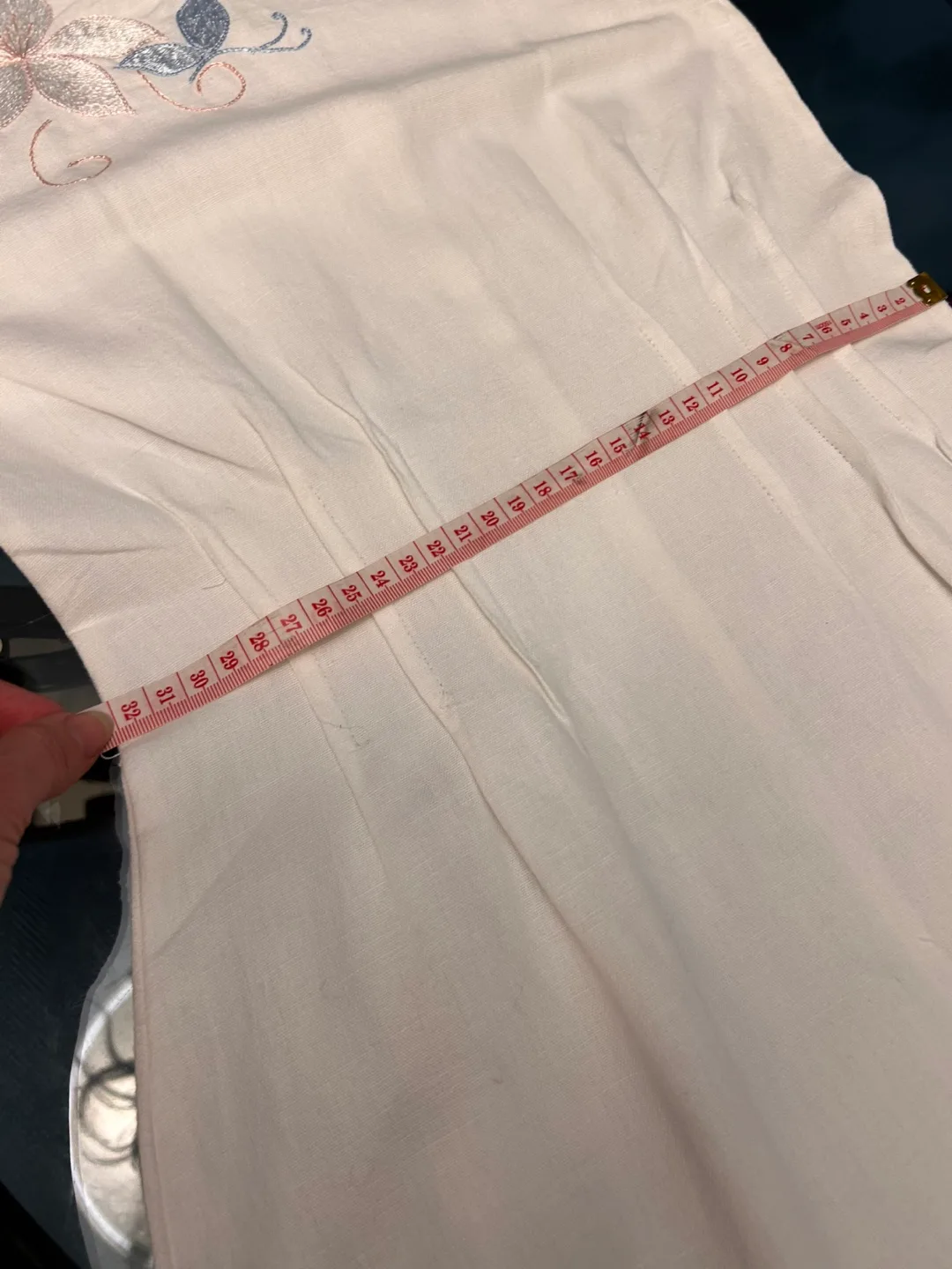 Hand-Embroidered Ukrainian Dress – Age 6–8 (110–125 cm) image indicator(7)