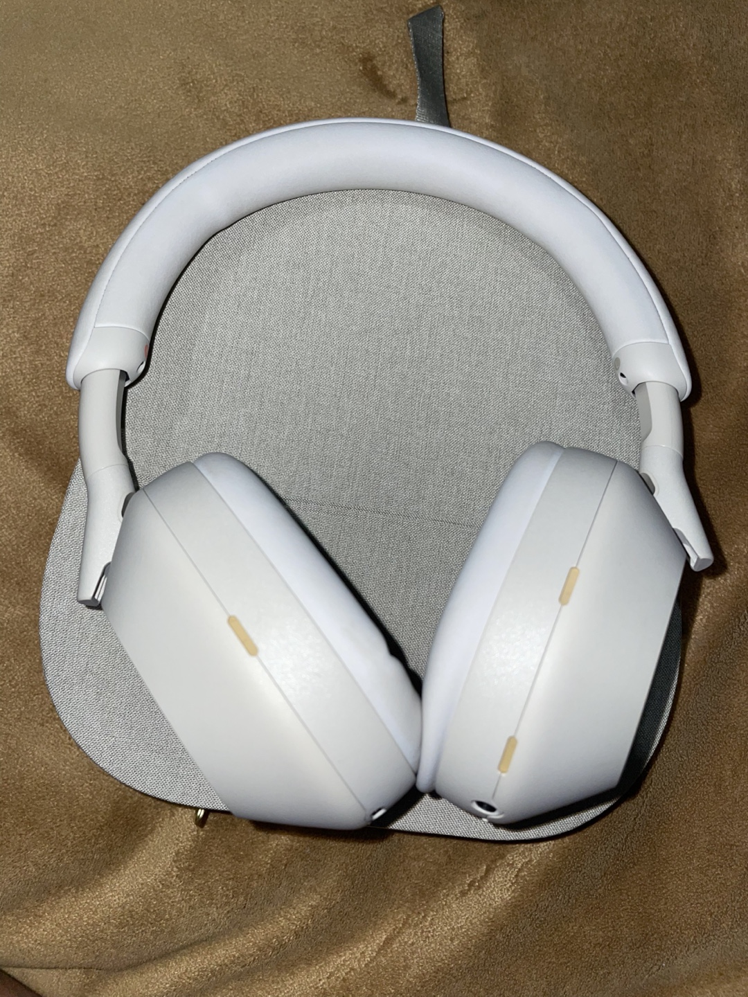 Sony WH-1000XM5 Wireless Noise Cancelling Headphones - White - photo 5