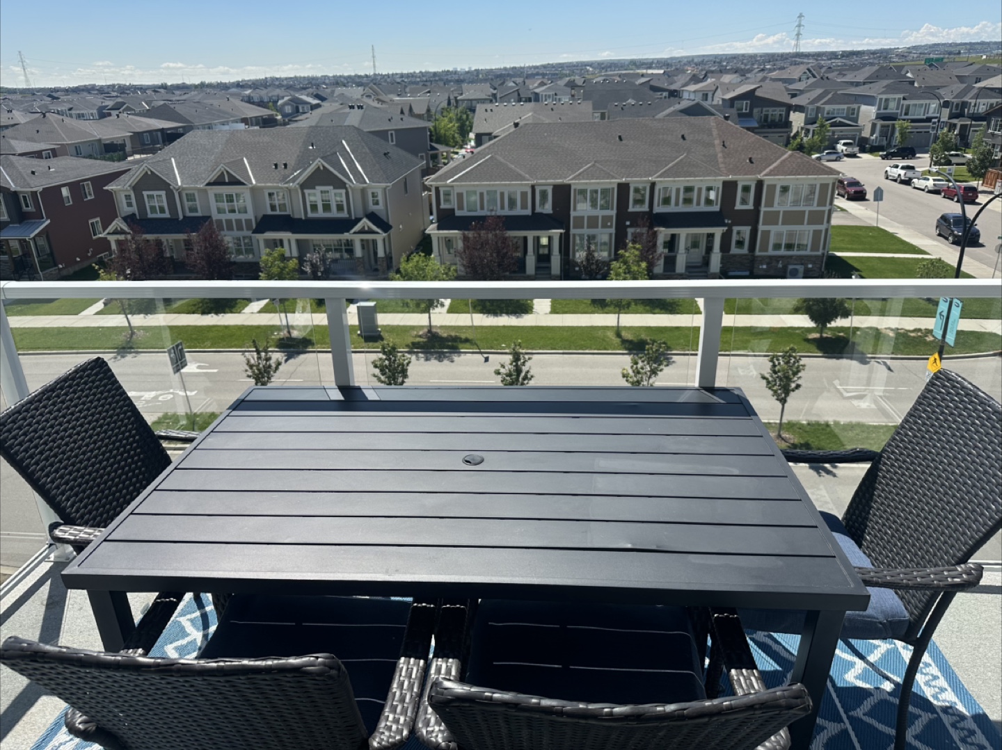 Outdoor Patio Table & Chairs Set