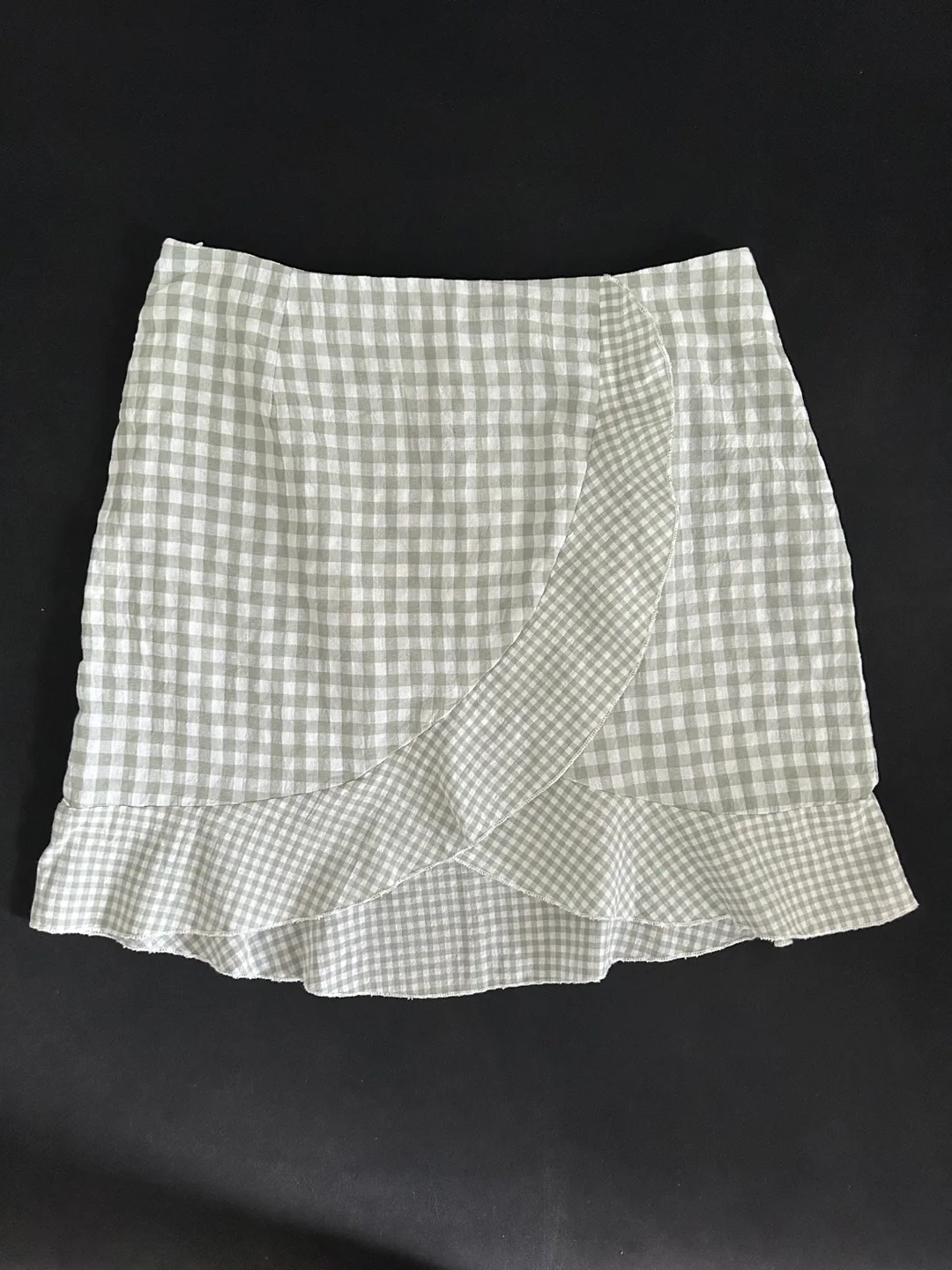 Shein Gingham Ruffle Skirt - Size M (Never used) thumbnail