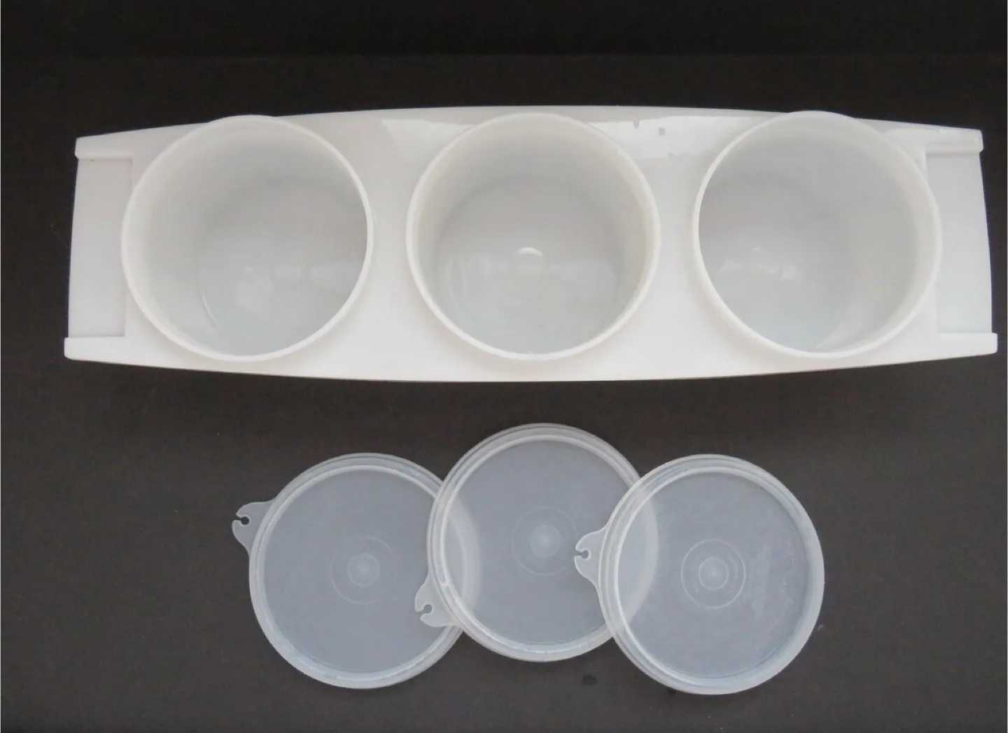 Vintage Tupperware Condiment Server Set image indicator(2)