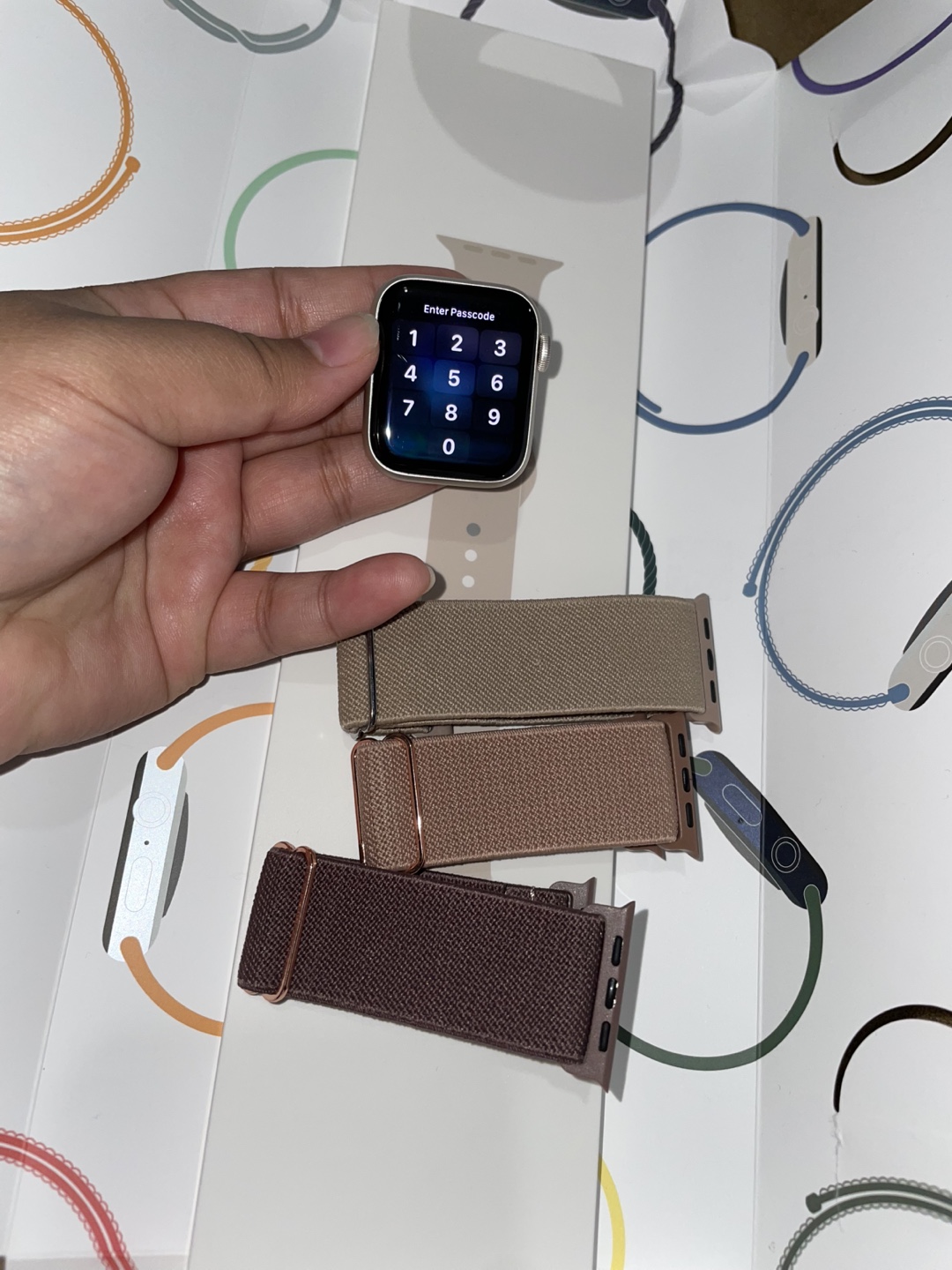 Apple Watch SE (GPS + Cellular)