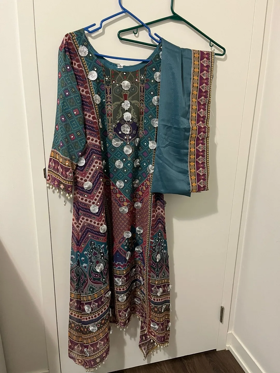 Teal Indian Salwar Kameez Suit thumbnail
