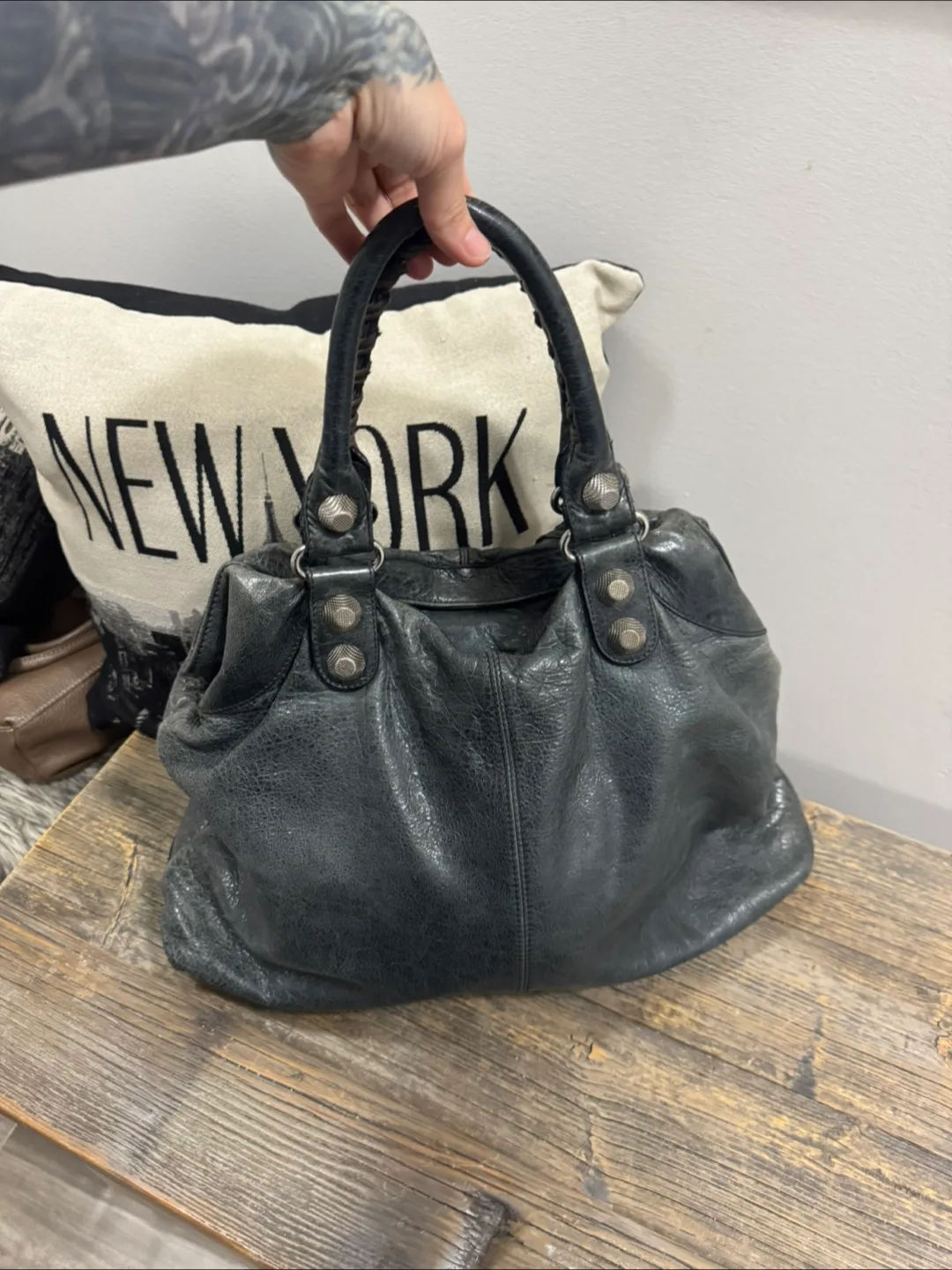 Balenciaga Leather Handbag image indicator(2)