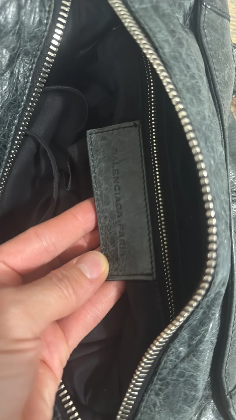 Balenciaga Leather Handbag image indicator(9)