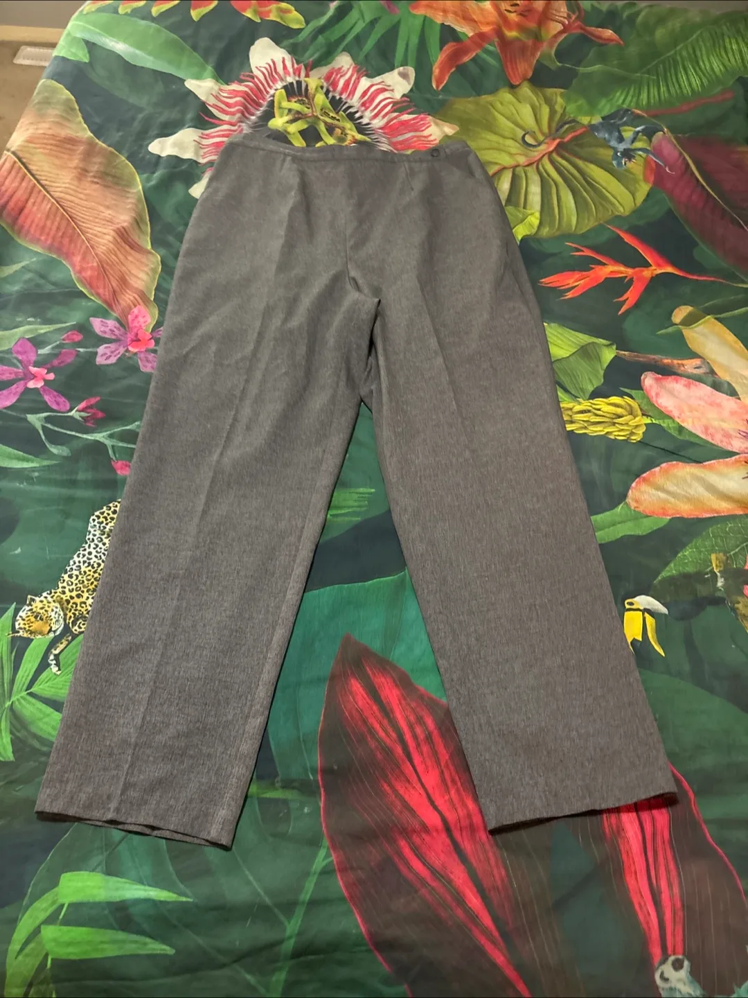 Grey dress pants thumbnail